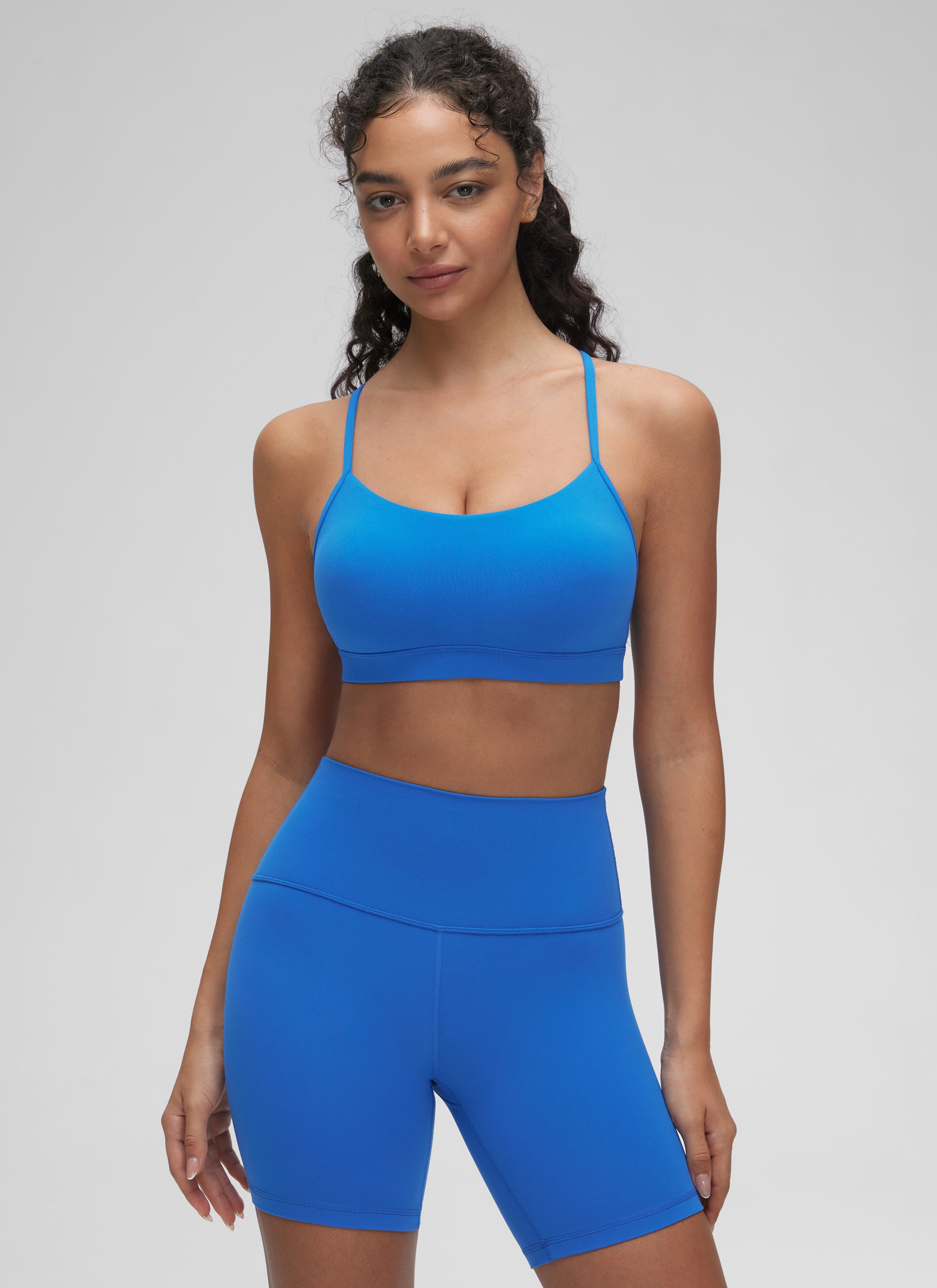 CRZ YOGA Bra Olahraga Yoga Wanita dengan Dukungan Ringan, Model " Butterluxe ", Punggung Berbentuk Y, Warna Sparkle Blue