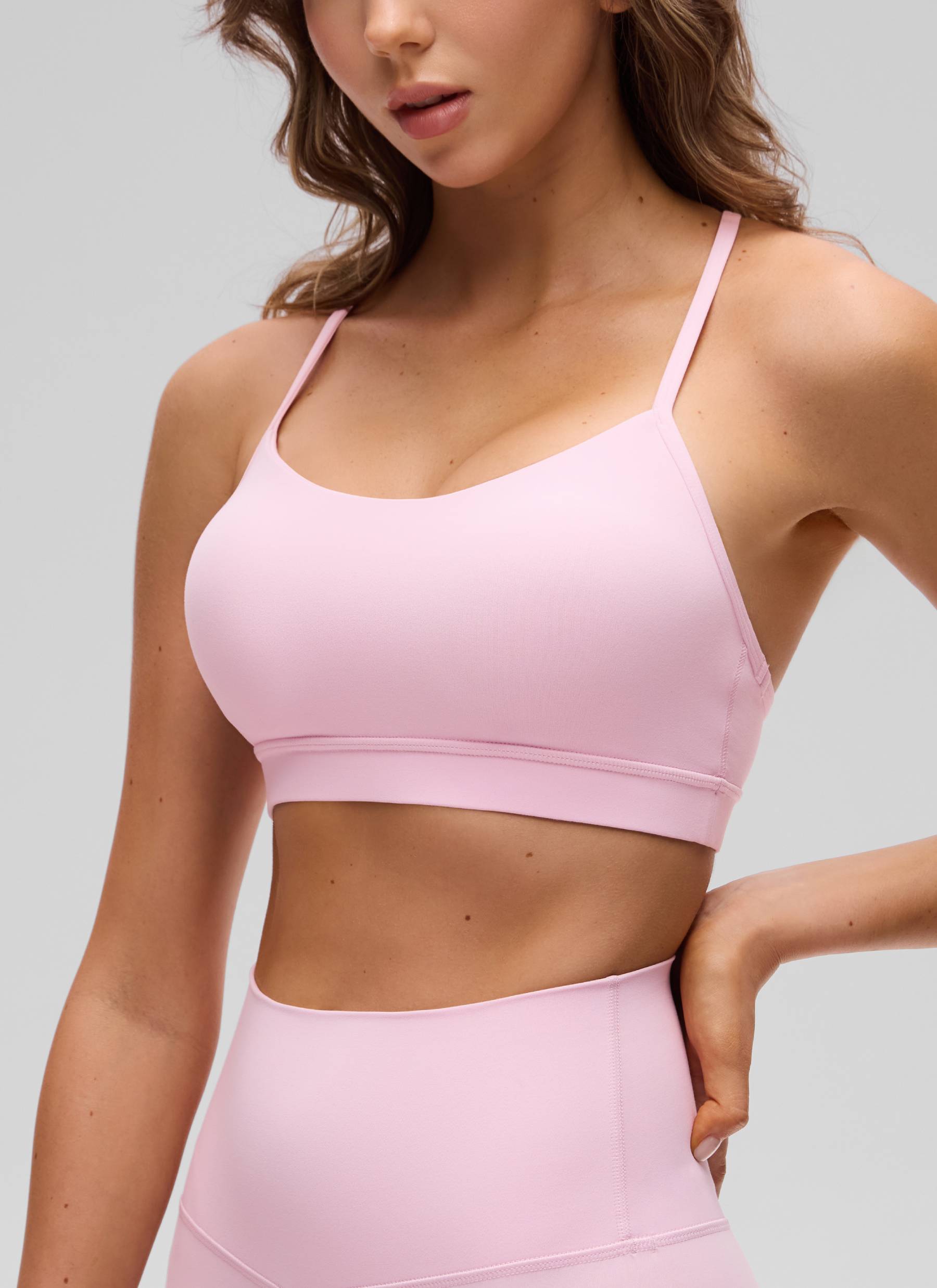 CRZ YOGA Bra Olahraga Yoga Wanita dengan Dukungan Ringan, Model " Butterluxe ", Punggung Y, Warna Pink Peony
