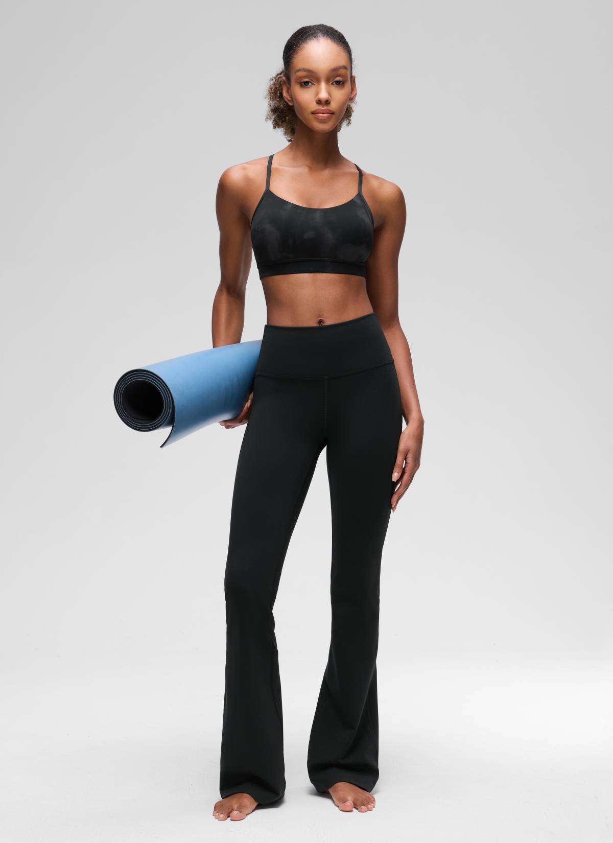 CRZ YOGA Bra Olahraga Wanita Yoga Dukungan Ringan Butterluxe Punggung Y Bunga Tie Dye Hitam