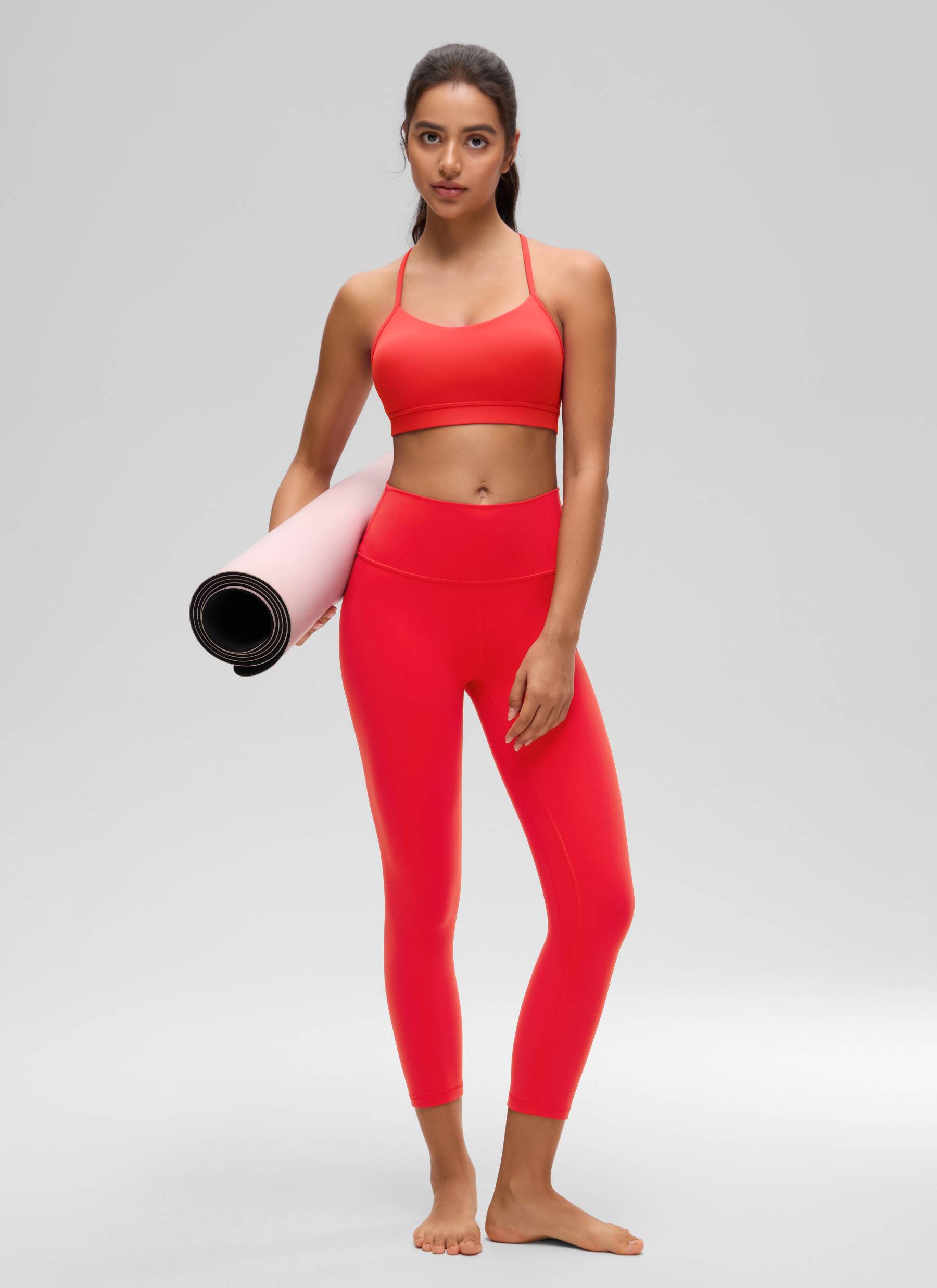 CRZ YOGA Bra Olahraga Yoga Wanita dengan Dukungan Ringan, Model " Butterluxe ", Punggung Berbentuk Y, Warna Merah Tua