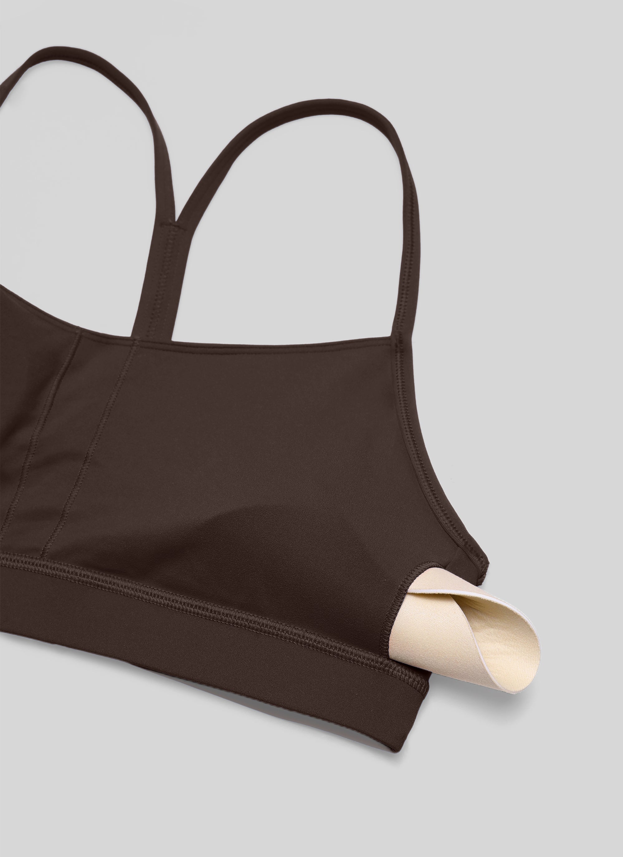 CRZ YOGA Bra Olahraga Yoga Wanita dengan Dukungan Ringan, Model " Butterluxe ", Punggung Berbentuk Y, Warna Hot Fudge Brown