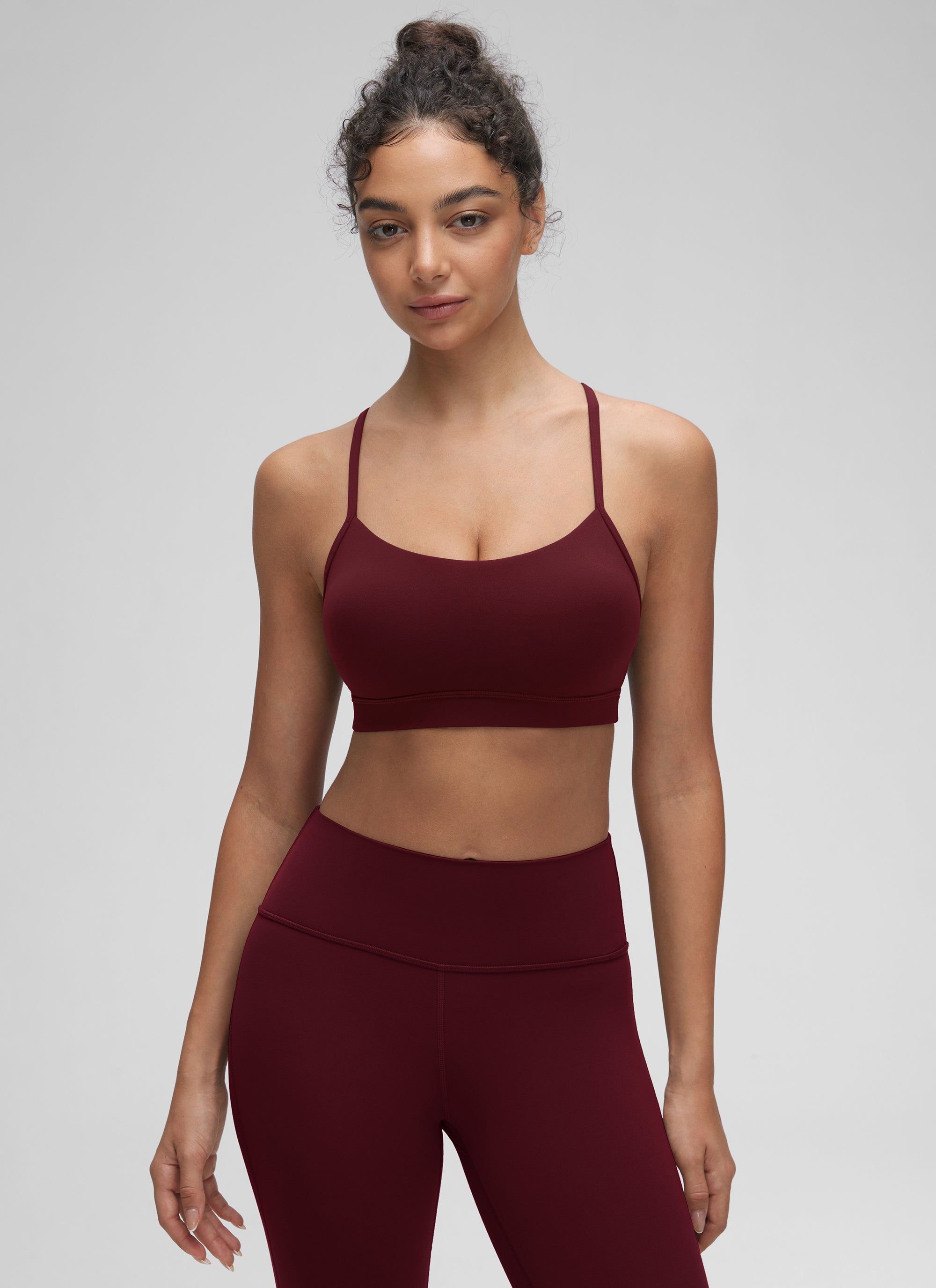 CRZ YOGA Bra Olahraga Yoga Wanita dengan Dukungan Ringan, Model " Butterluxe ", Punggung Y, Warna Merlot Merah