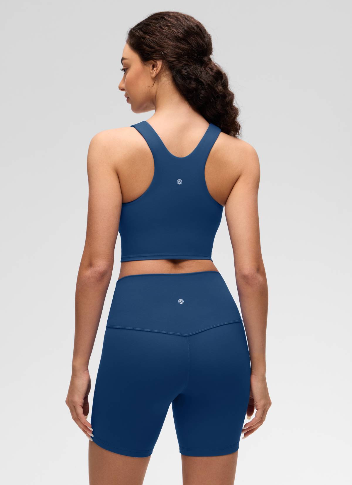 CRZ YOGA  Kaos Tanktop Yoga Wanita dengan Dukungan Rendah, Model " Butterluxe ", Leher Tinggi, Punggung Racerback, Warna French Navy