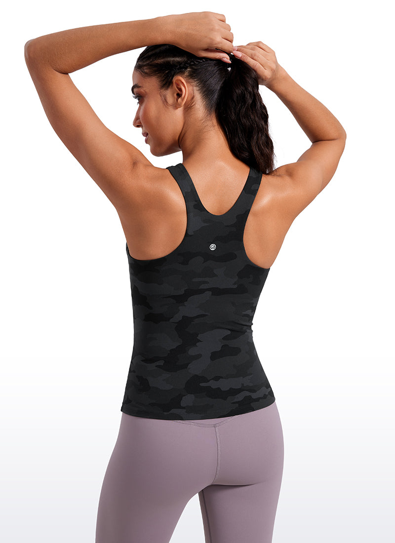 CRZ YOGA Tank Top Racerback Leher Tinggi dengan Bra Bawaan Butterluxe Wanita Dark Grey Camouflage 2