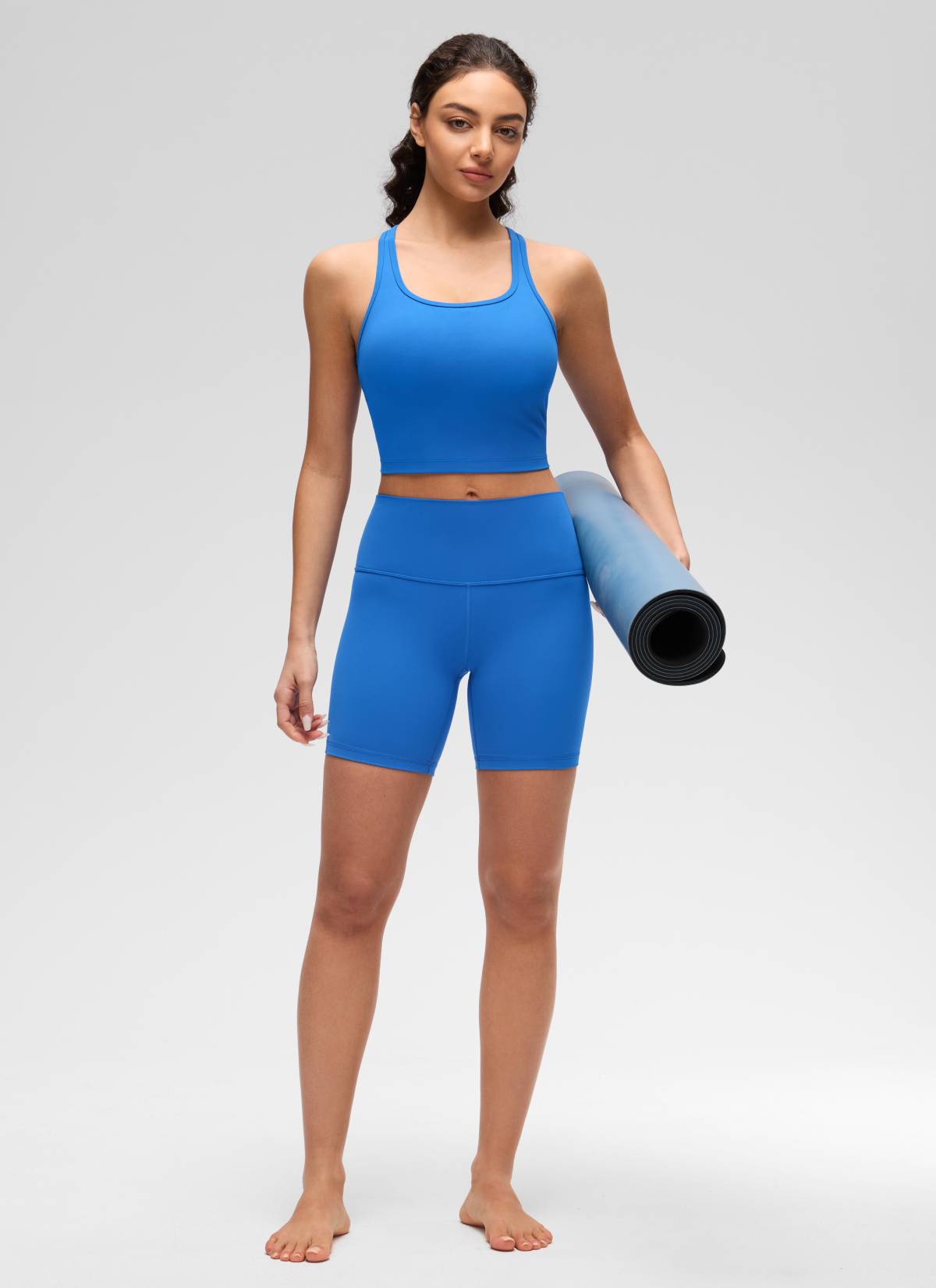 CRZ YOGA Bra Yoga Wanita dengan Dukungan Rendah, Model " Butterluxe ", Leher Bulat, Punggung Berbentuk Y, Warna Biru Berkilau