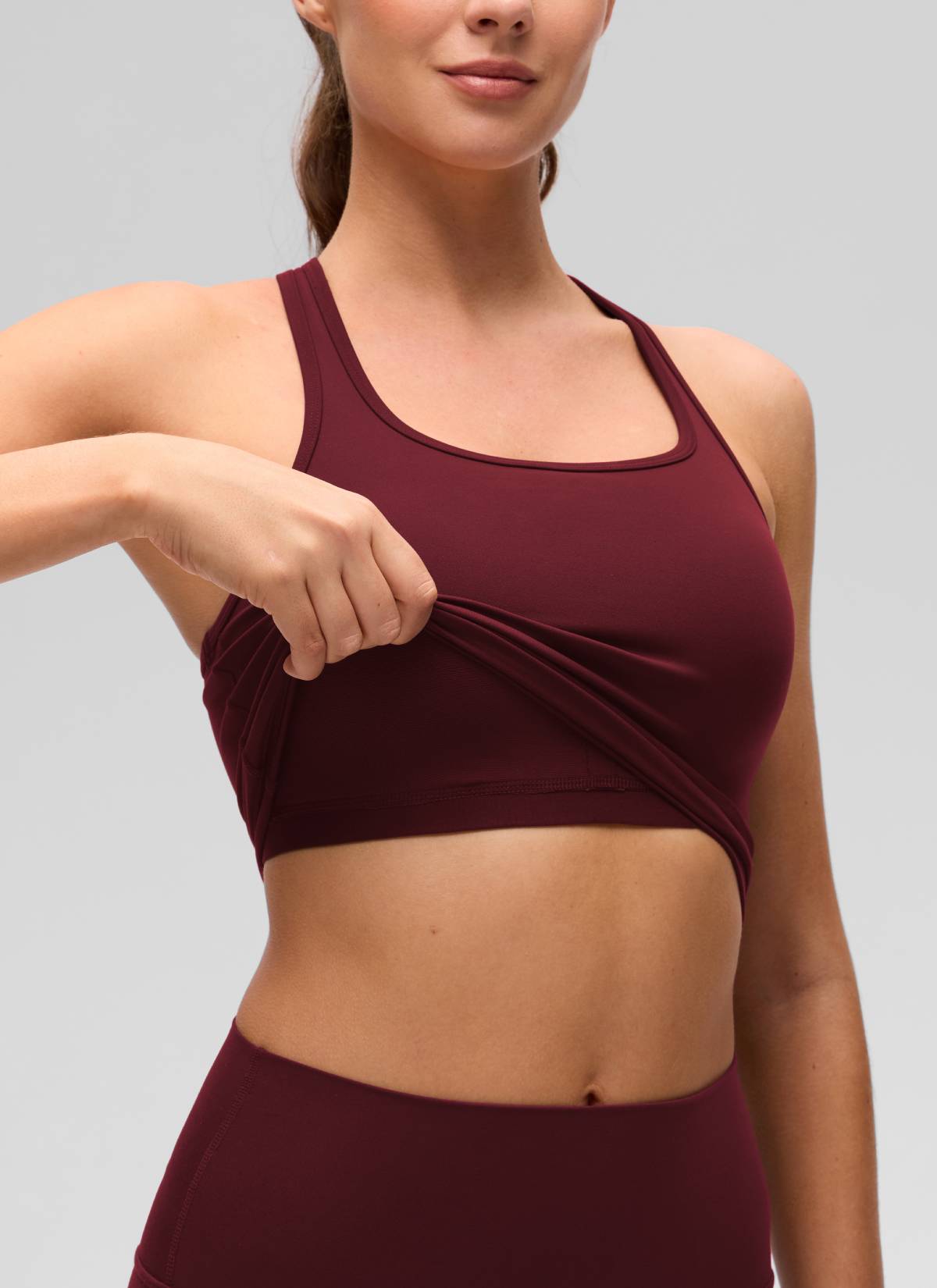 CRZ YOGA Bra Yoga Wanita dengan Dukungan Rendah, Model " Butterluxe ", Leher Bulat, Punggung Y, Warna Merah Merlot