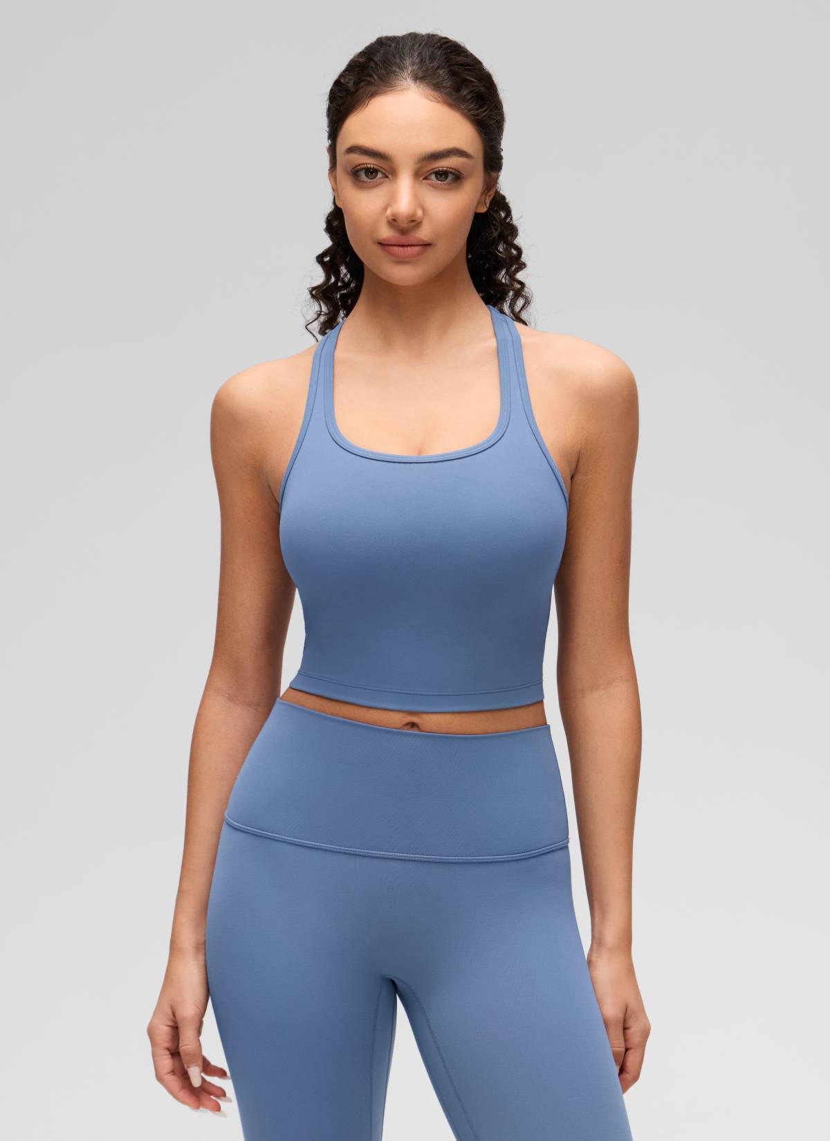 CRZ YOGA Bra Yoga Wanita dengan Dukungan Rendah, Model " Butterluxe " dengan Leher Bulat dan Punggung Berbentuk Y, Warna Oasis Blue
