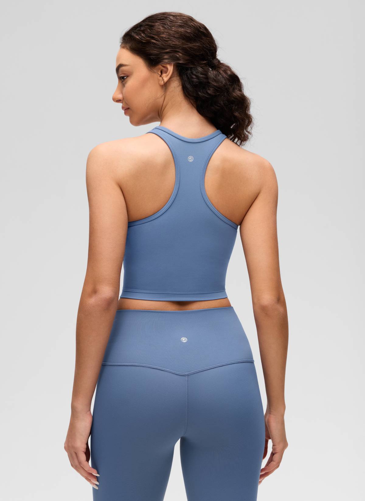 CRZ YOGA Bra Yoga Wanita dengan Dukungan Rendah, Model " Butterluxe " dengan Leher Bulat dan Punggung Berbentuk Y, Warna Oasis Blue
