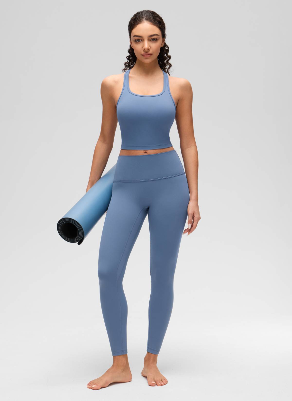 CRZ YOGA Bra Yoga Wanita dengan Dukungan Rendah, Model " Butterluxe " dengan Leher Bulat dan Punggung Berbentuk Y, Warna Oasis Blue
