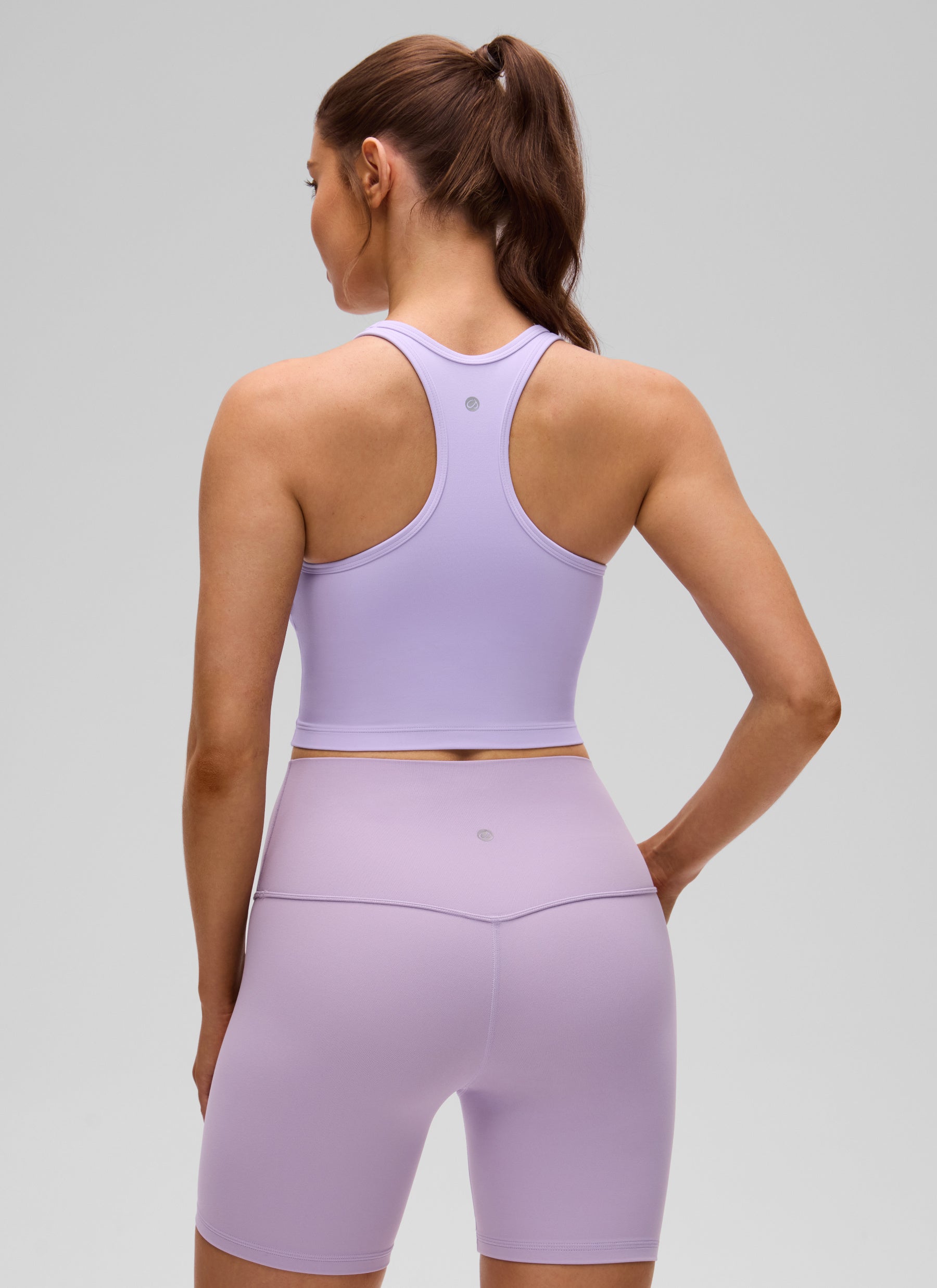 CRZ YOGA Bra Yoga Wanita dengan Dukungan Rendah, Model " Butterluxe " dengan Leher Bulat dan Punggung Berbentuk Y, Warna Lavender Frost