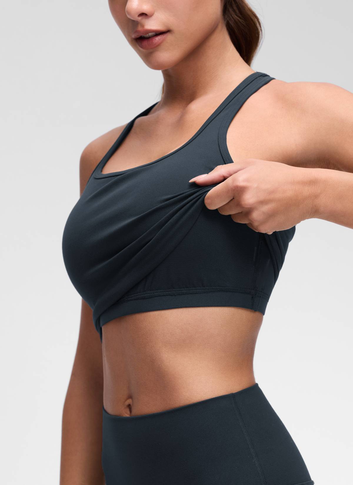 CRZ YOGA Bra Yoga Wanita dengan Dukungan Rendah, Model " Butterluxe ", Leher Bulat, Punggung Berbentuk Y, Warna True Navy