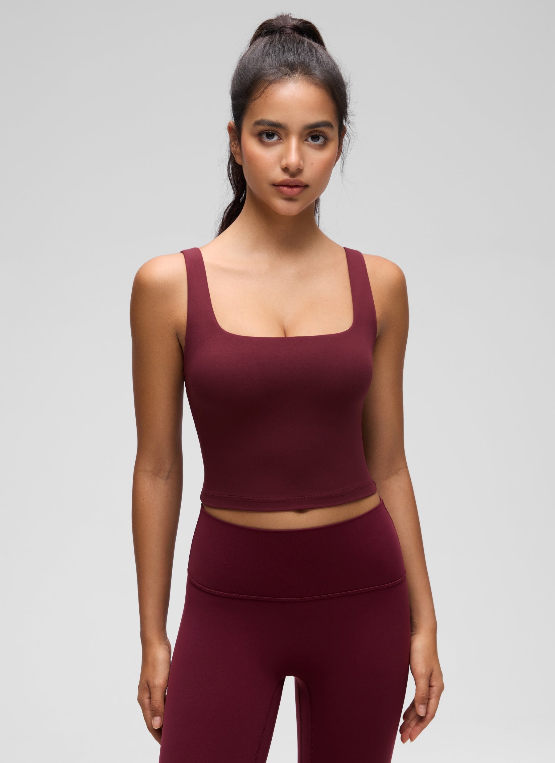 CRZ YOGA Bra Yoga Wanita Dampak Rendah, Model Long Butterluxe , Leher Persegi, Warna Merah Merlot