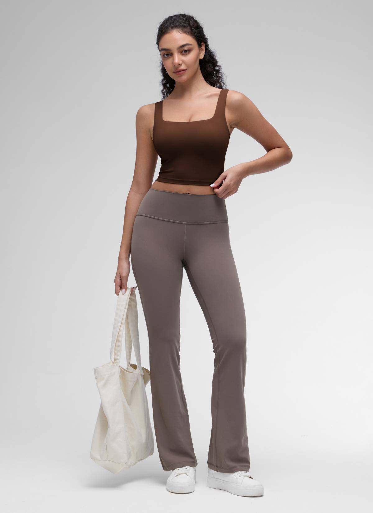 CRZ YOGA Bra Yoga Wanita Dampak Rendah dengan Desain " Butterluxe " dan Model Longline, Leher Persegi, Warna Lava Brown