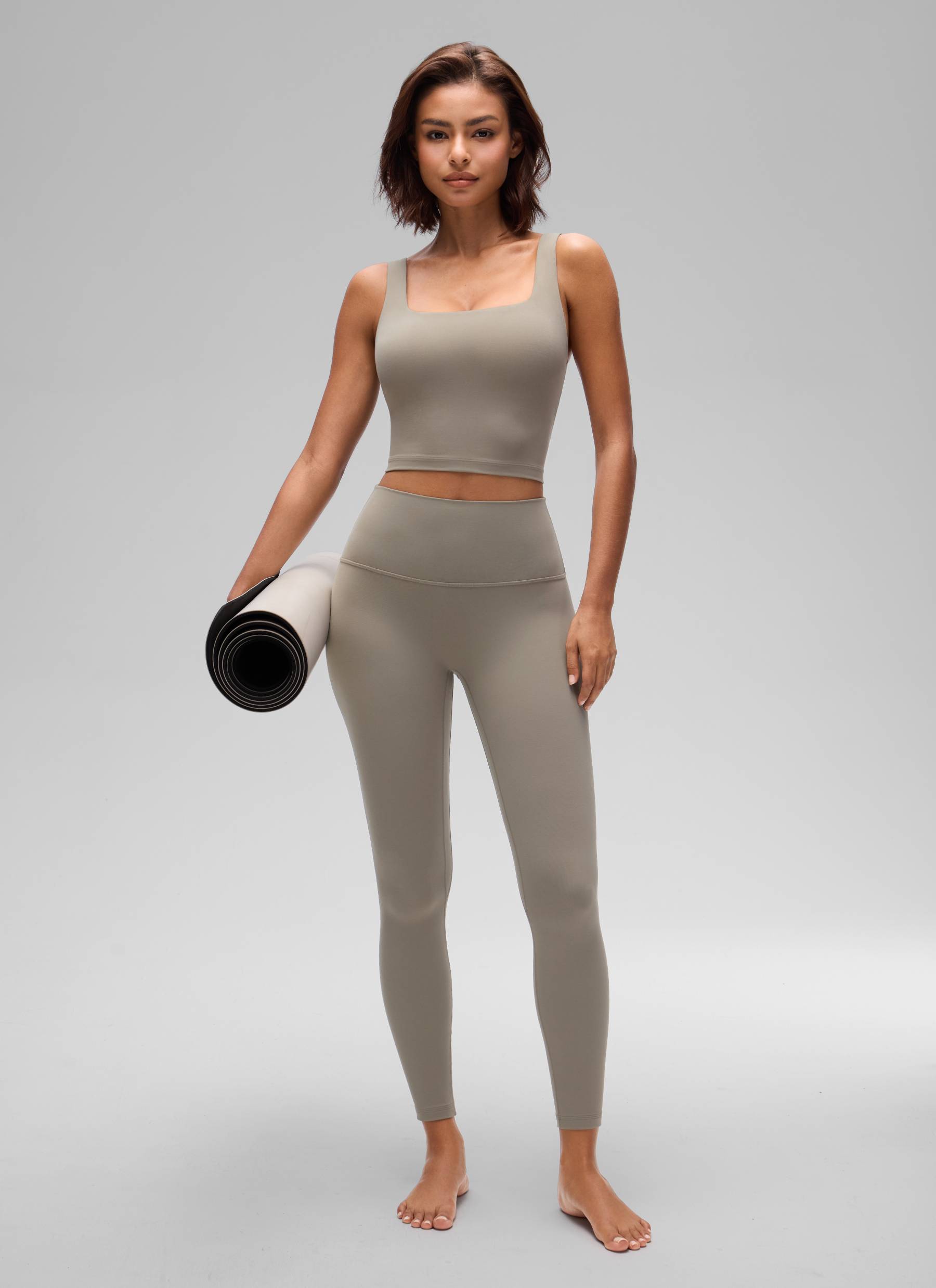 CRZ YOGA Bra Yoga Wanita Dampak Rendah dengan Desain " Butterluxe " dan Potongan Panjang, Leher Persegi, Warna Abu-abu Hangat