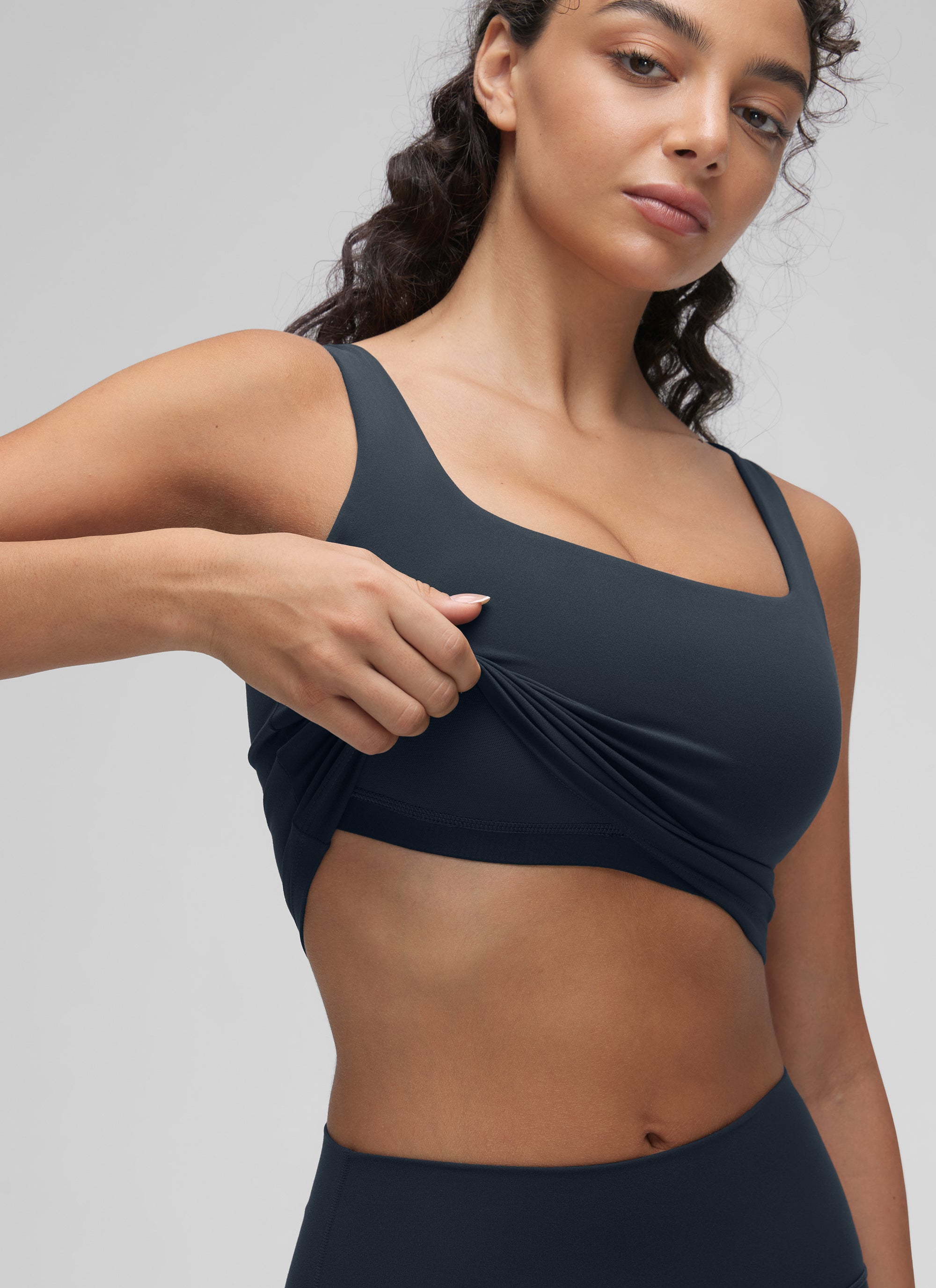CRZ YOGA Bra Yoga Wanita Dampak Rendah, Model Long Butterluxe , Leher Persegi, Warna True Navy