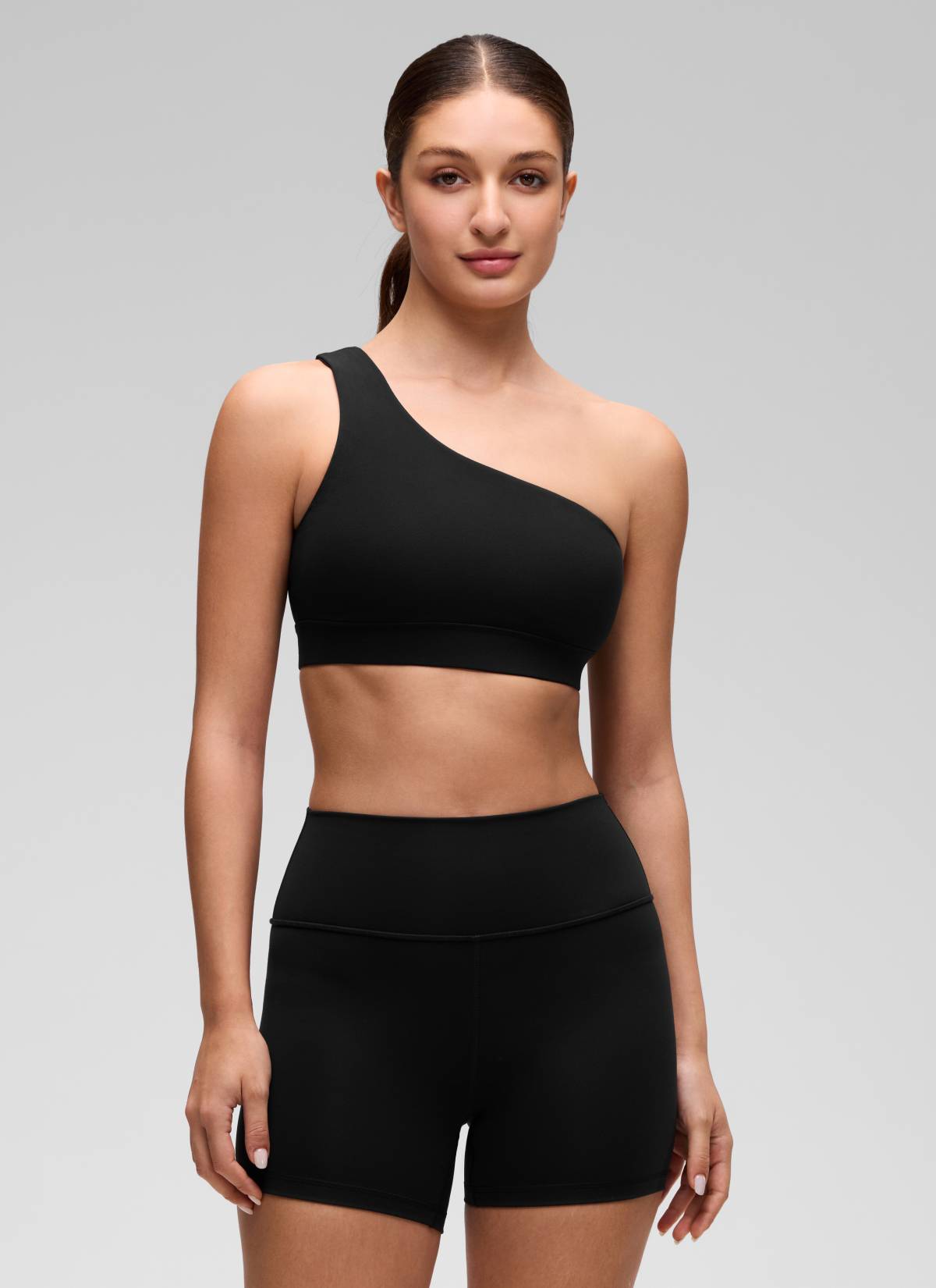 CRZ YOGA Butterluxe Bra Olahraga Wanita Satu Bahu Asimetris dengan Bantalan, Warna Hitam