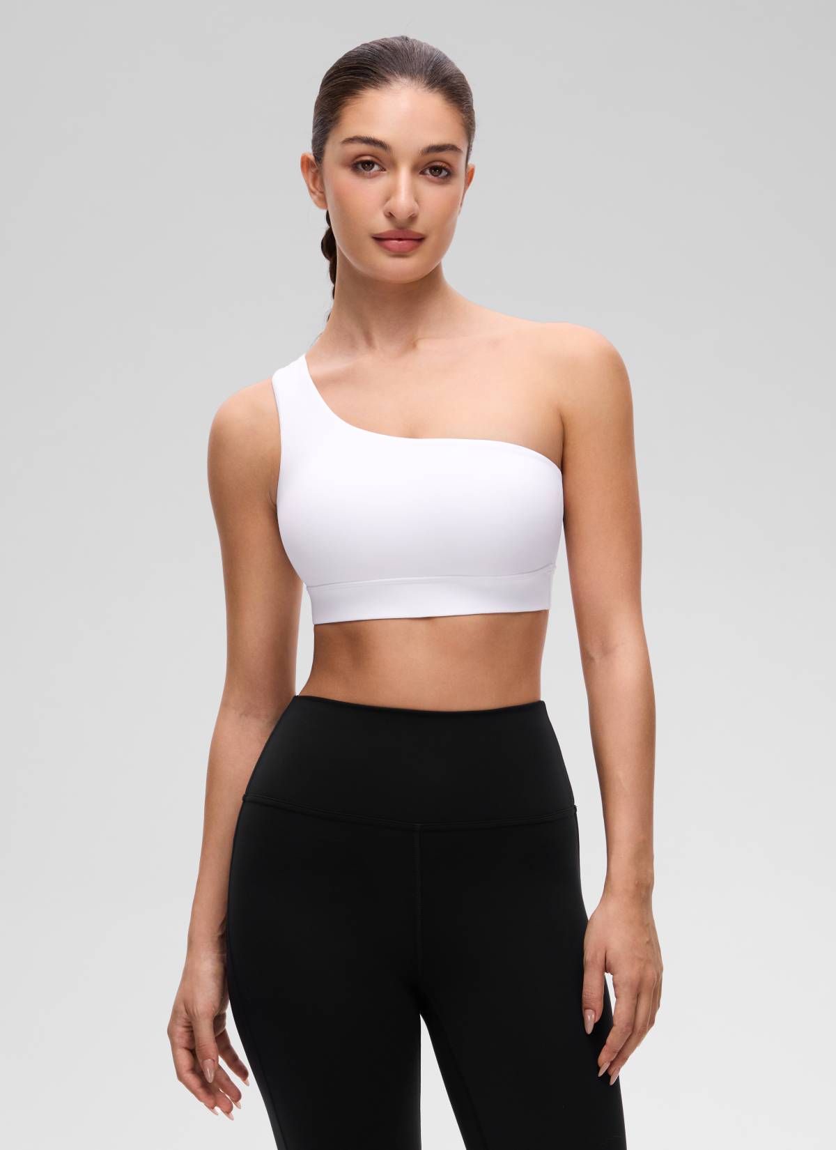CRZ YOGA Butterluxe Bra Olahraga Wanita Satu Bahu Asimetris dengan Bantalan, Warna Putih