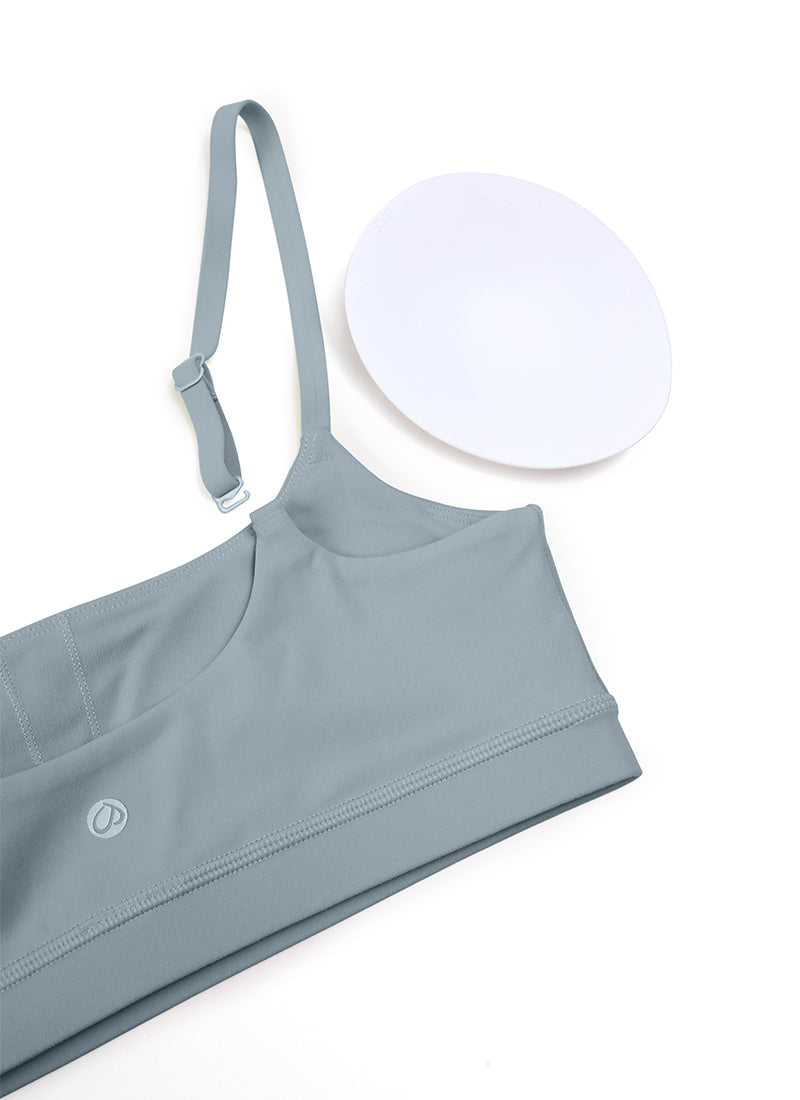 CRZ YOGA Bra Wanita dengan Tali Spaghetti yang Dapat Disesuaikan dan Leher Bulat, Model " Butterluxe ", Warna Biru Belgia