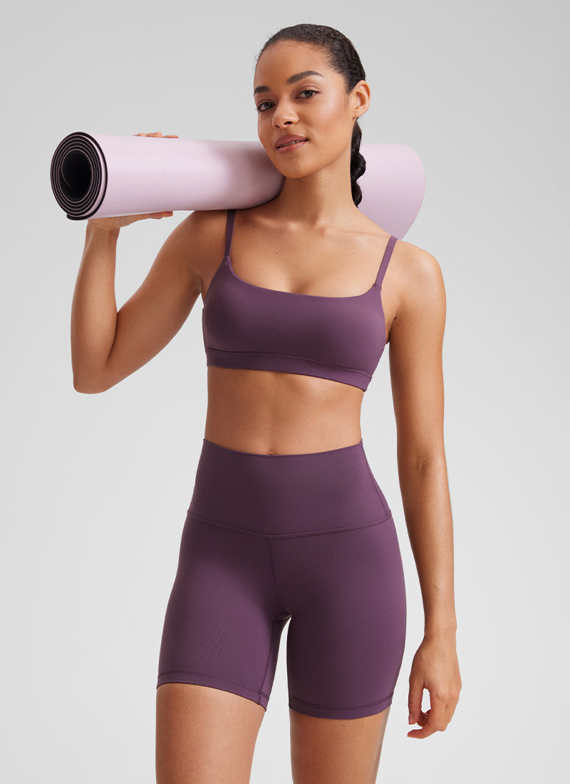 CRZ YOGA Bra Wanita dengan Tali Spaghetti yang Dapat Disesuaikan dan Leher Bulat, Model " Butterluxe ", Warna Ungu Grape Thistle
