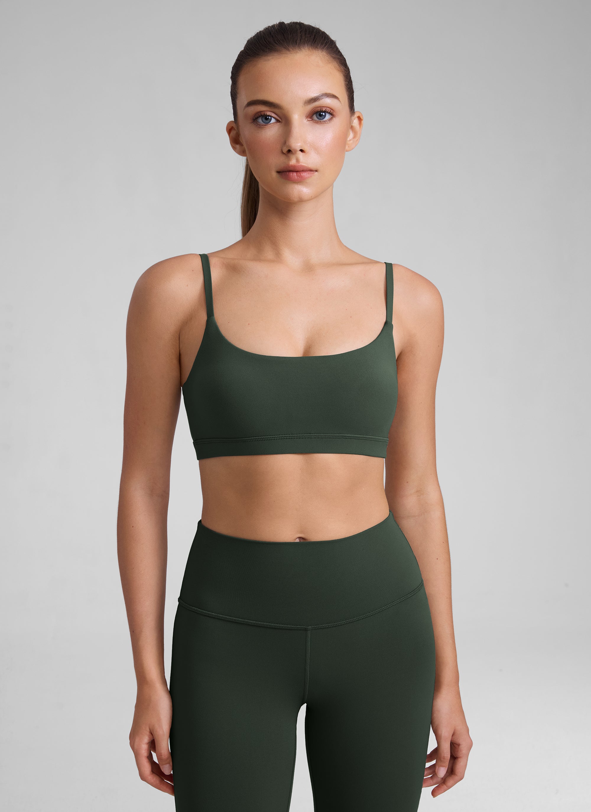CRZ YOGA Bra Wanita dengan Tali Spaghetti yang Dapat Disesuaikan dan Leher Bulat, Model " Butterluxe ", Warna Legend Green