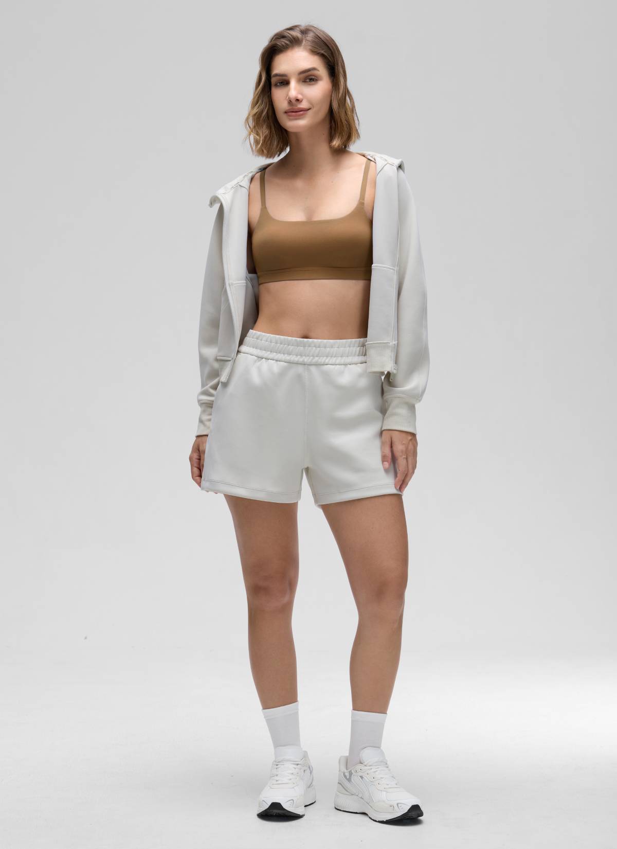 CRZ YOGA Bra Wanita dengan Tali Spaghetti yang Dapat Disesuaikan dan Leher Bulat, Model " Butterluxe ", Warna Allspice