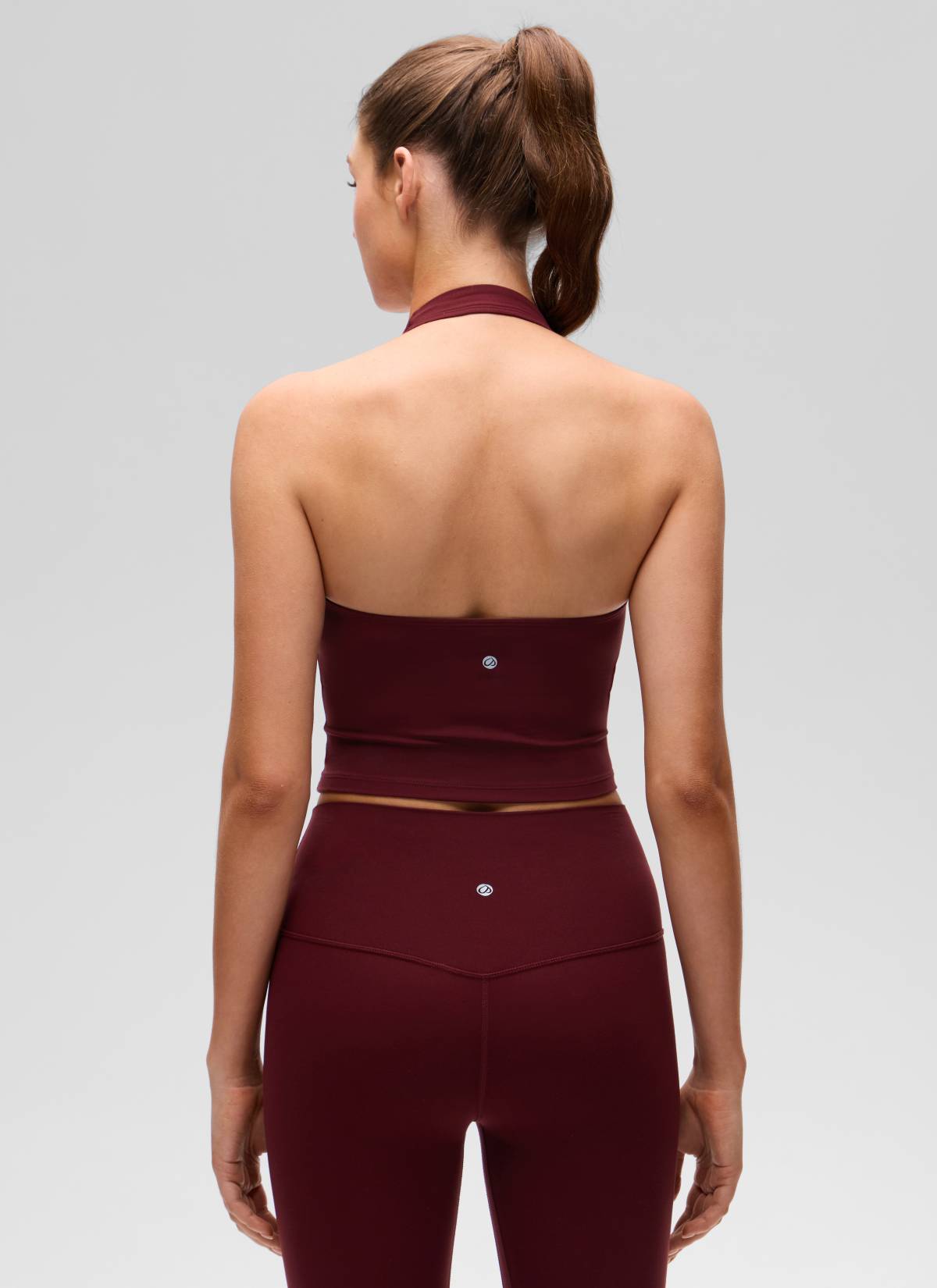 CRZ YOGA Bra Olahraga Halter Panjang untuk Wanita dengan Desain " Butterluxe ", Atasan Crop Tank, Warna Merah Merlot