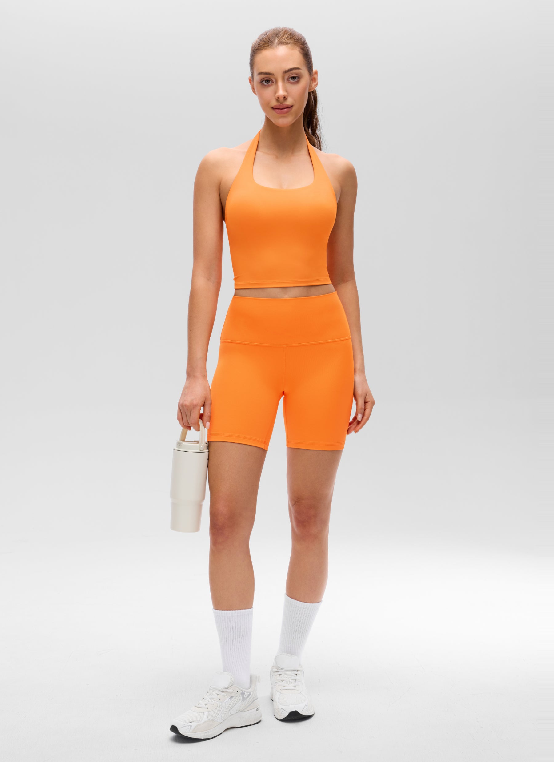 CRZ YOGA Bra Olahraga Halter Panjang untuk Wanita dengan Motif " Butterluxe ", Atasan Crop Tank, Warna Oranye Harimau