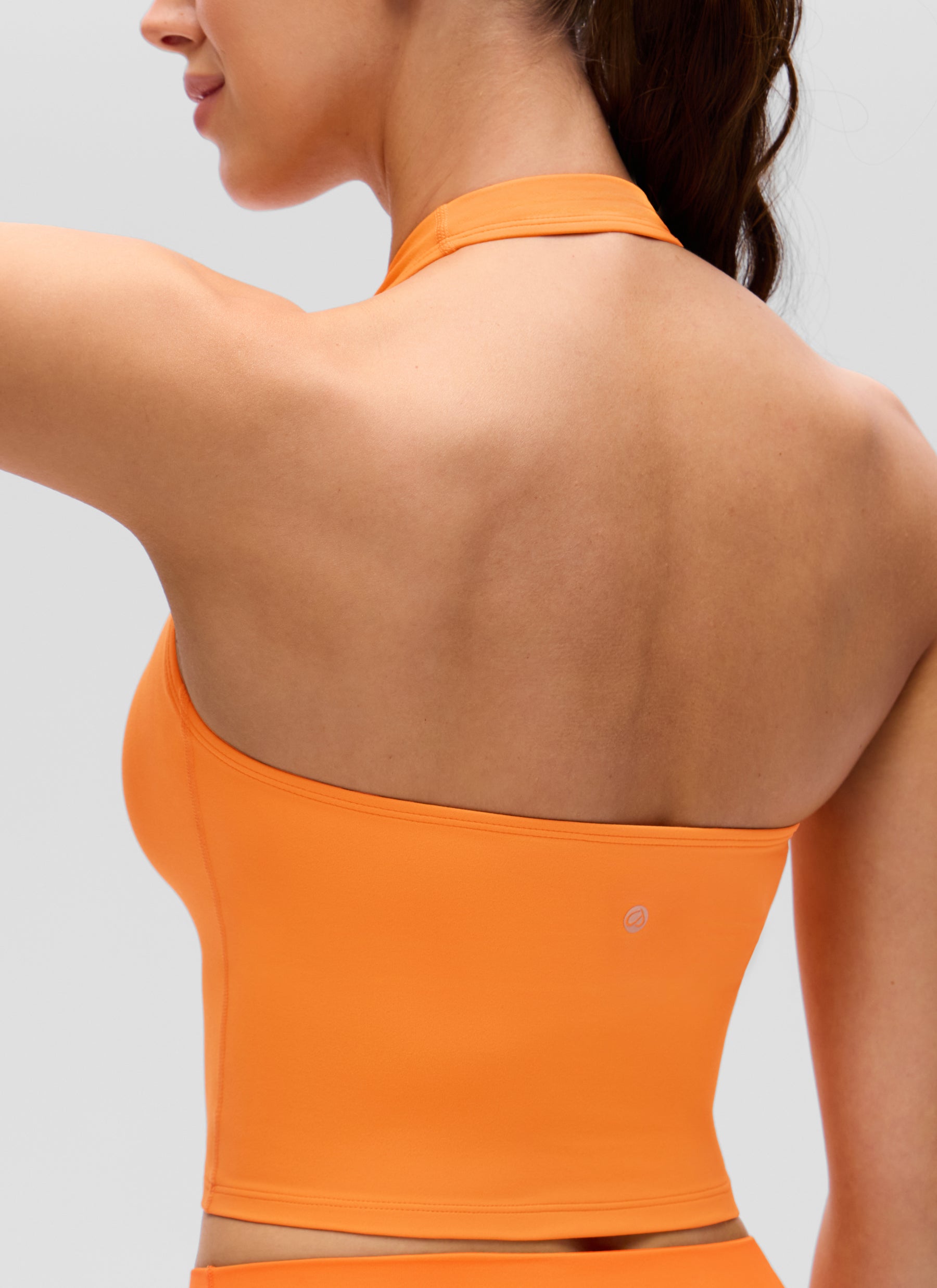 CRZ YOGA Bra Olahraga Halter Panjang untuk Wanita dengan Motif " Butterluxe ", Atasan Crop Tank, Warna Oranye Harimau