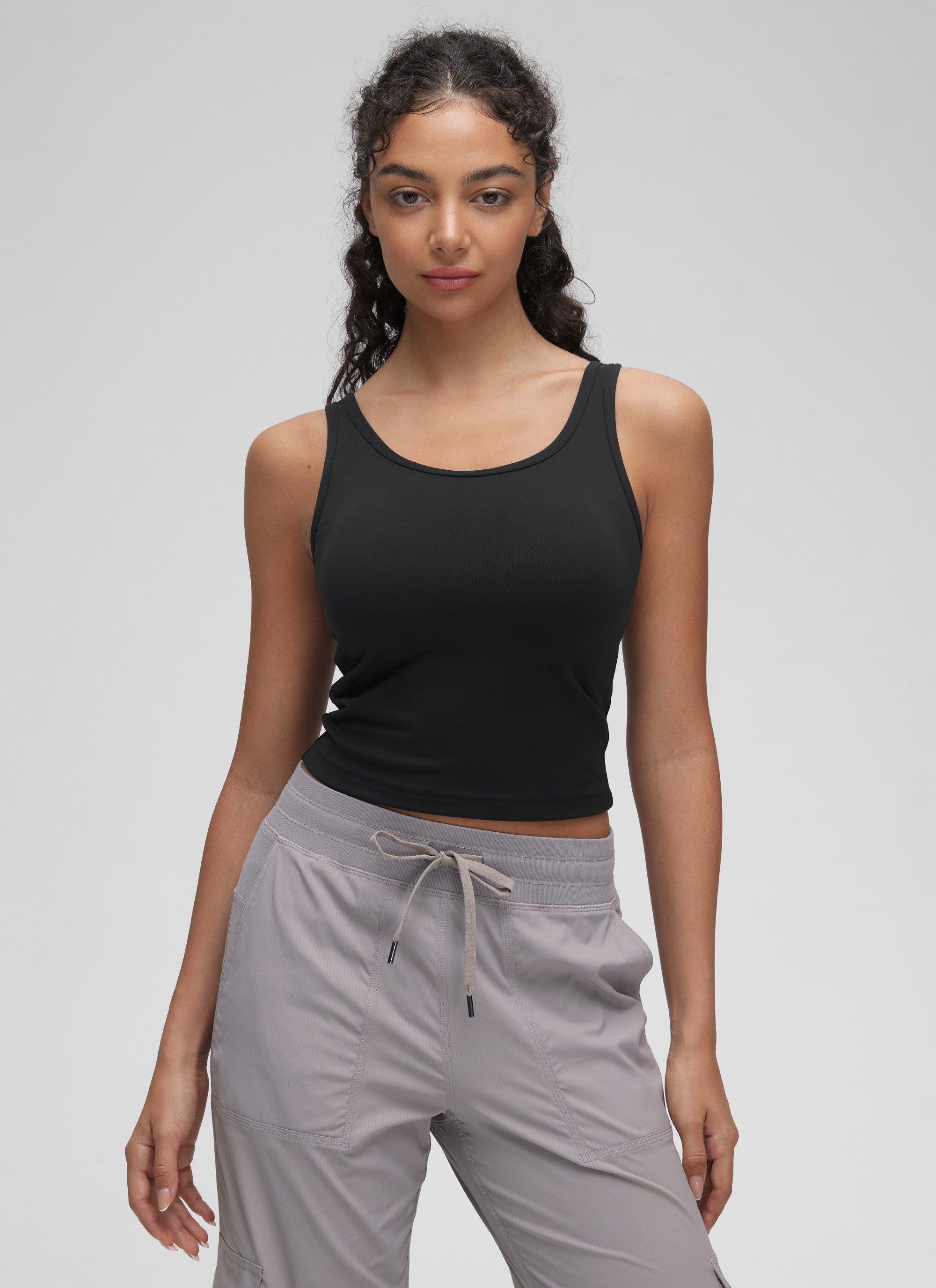 CRZ YOGA Atasan Tank Top Yoga Wanita dengan Potongan Ketat dan Punggung Racer Butterluxe , Warna Hitam