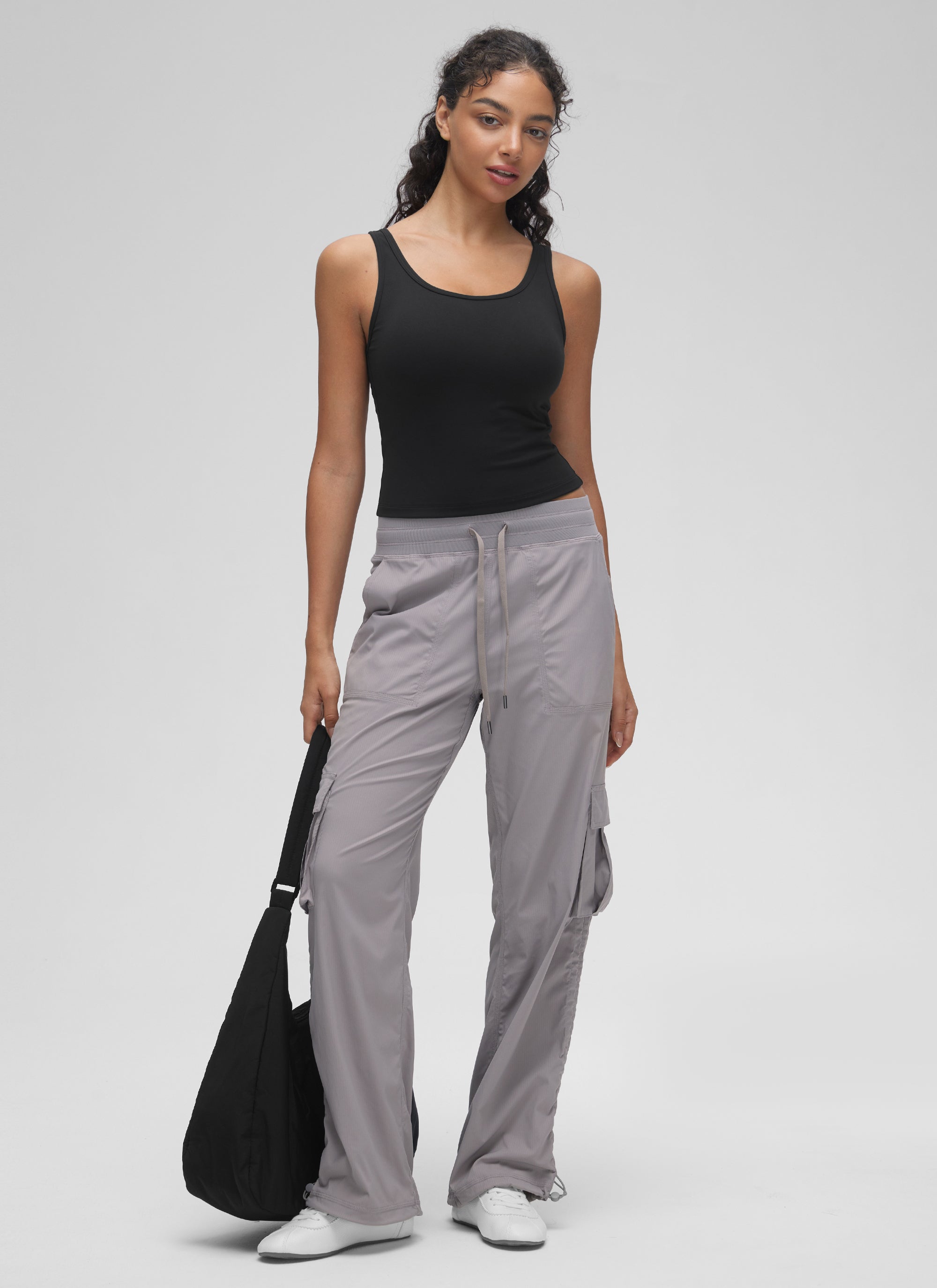 CRZ YOGA Atasan Tank Top Yoga Wanita dengan Potongan Ketat dan Punggung Racer Butterluxe , Warna Hitam