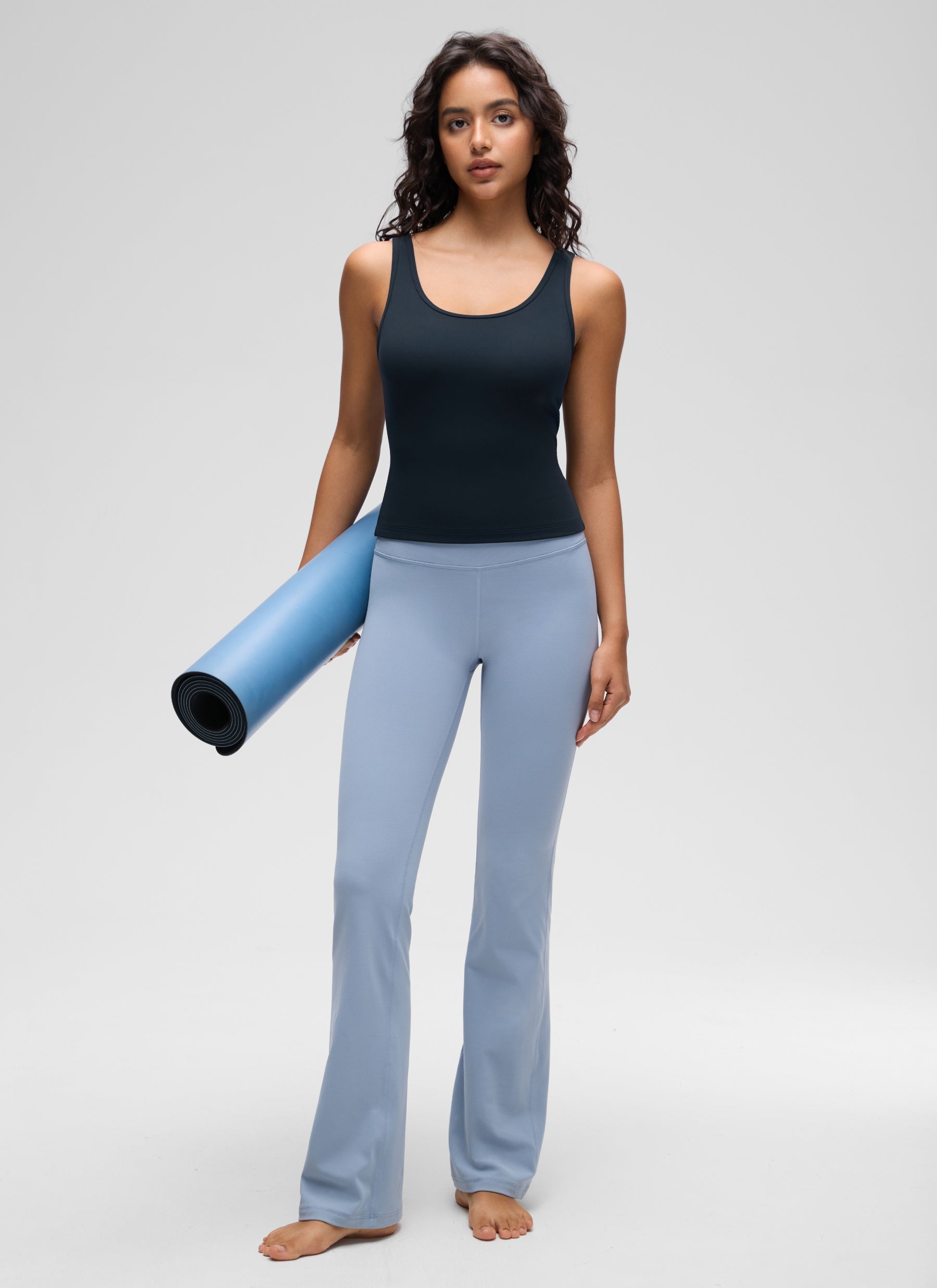 CRZ YOGA Atasan Tank Top Yoga Wanita dengan Potongan Ketat dan Desain Punggung Balap ( Butterluxe ) Warna True Navy