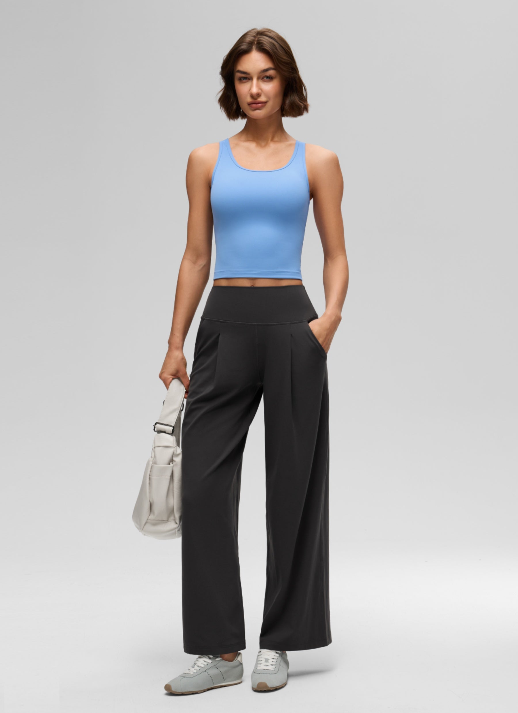 CRZ YOGA Atasan Tank Top Wanita dengan Potongan Ketat dan Desain Racer Butterluxe , Warna Biru Pesta