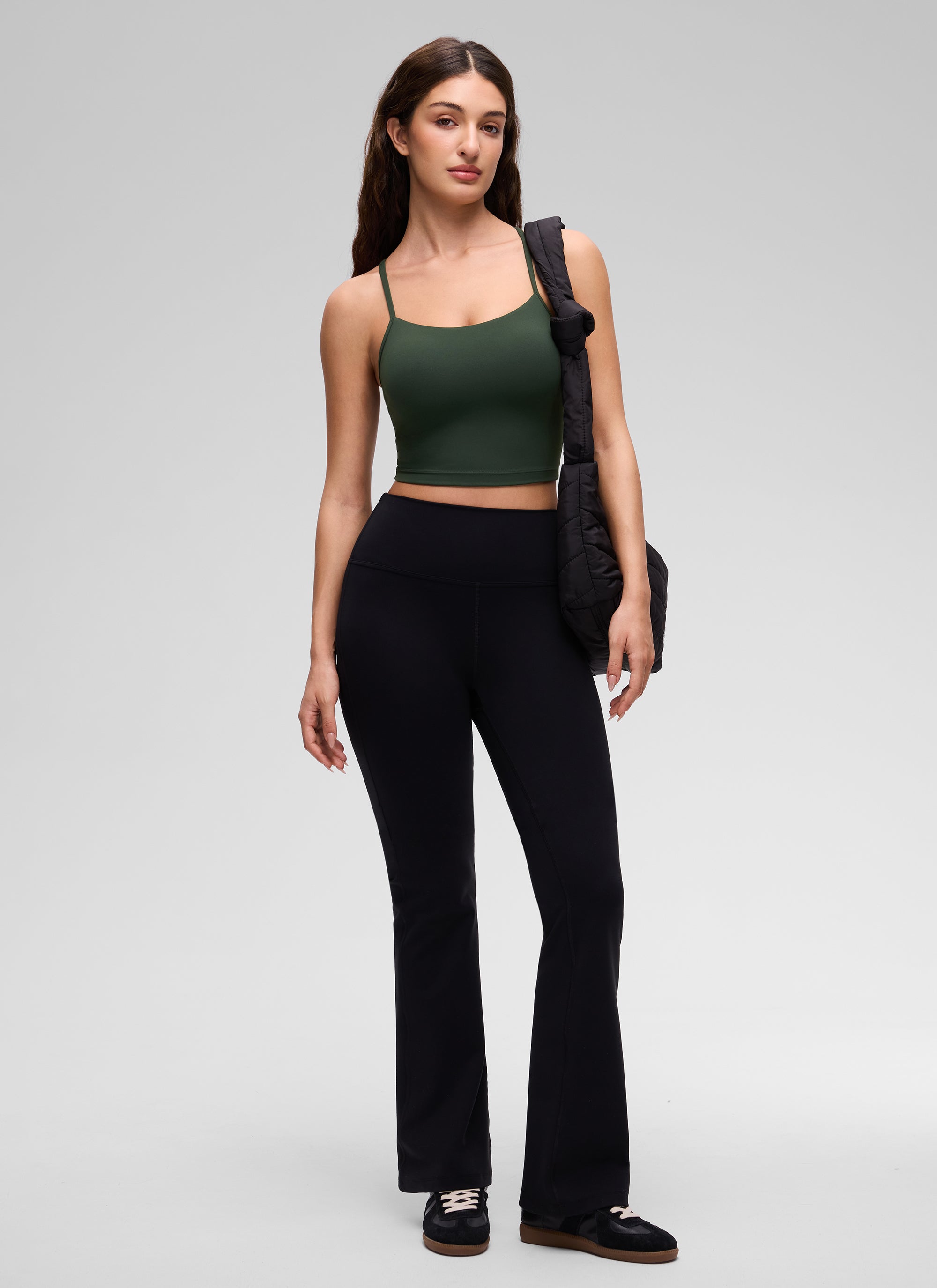 CRZ YOGA Bra Olahraga Wanita dengan Desain " Butterluxe " dan Punggung Berbentuk Y, Model Longline, Crop Tank Top, Warna Legend Green