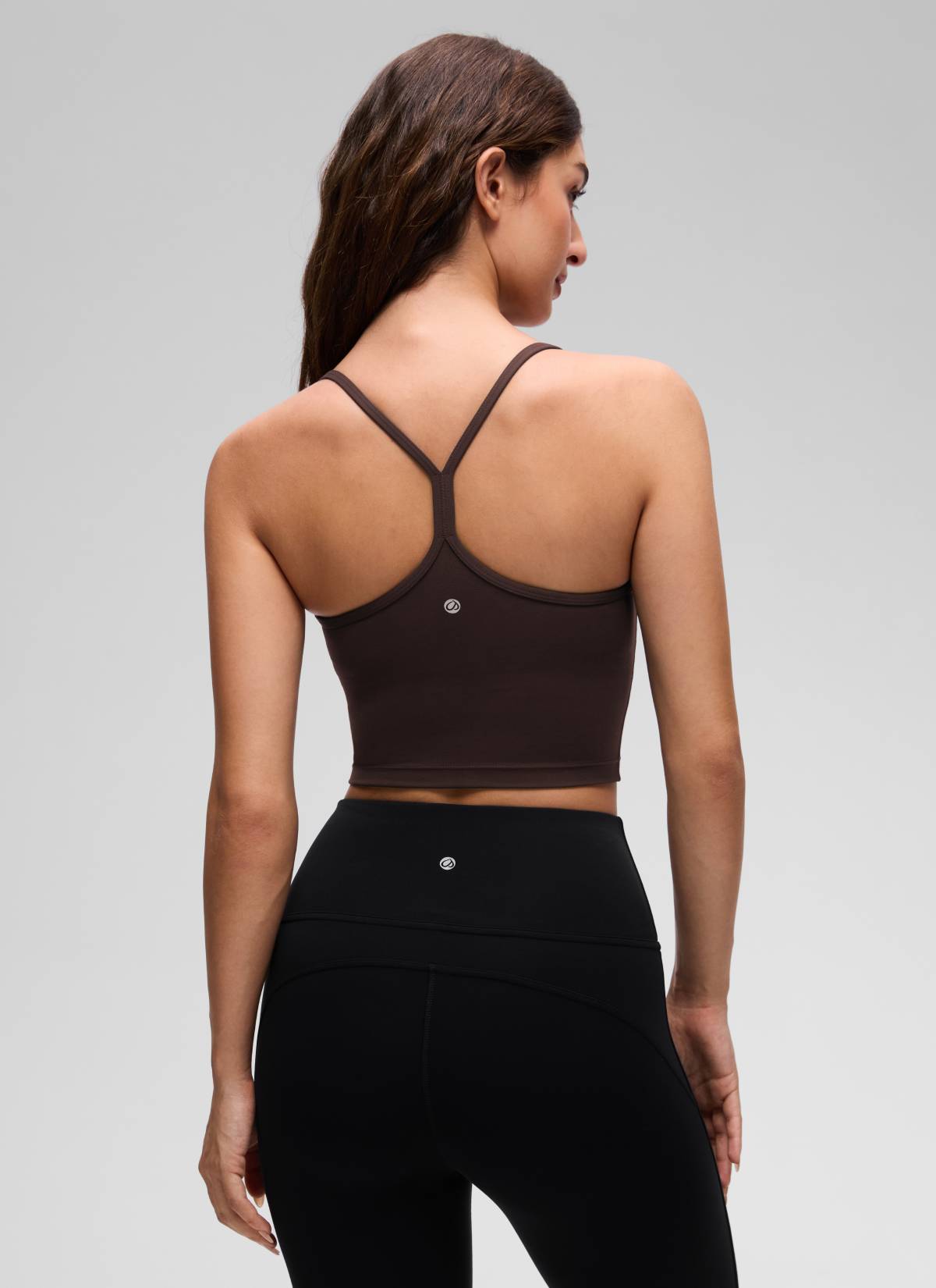 CRZ YOGA Bra Olahraga Wanita dengan Desain " Butterluxe " dan Punggung Berbentuk Y, Model Longline, Crop Tank Top, Warna Hot Fudge Brown