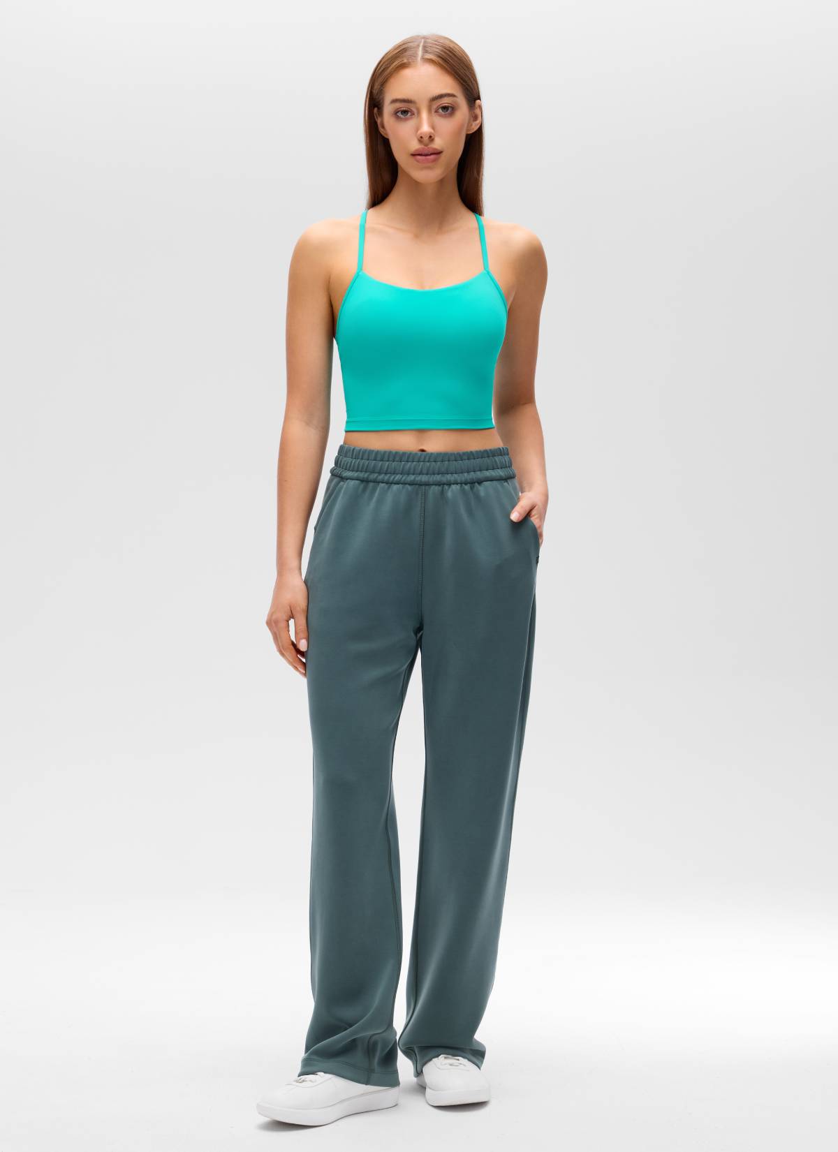 CRZ YOGA Bra Olahraga Wanita dengan Desain " Butterluxe " dan Punggung Berbentuk Y, Model Longline, Crop Tank Top, Motif Tropis, Warna Teal