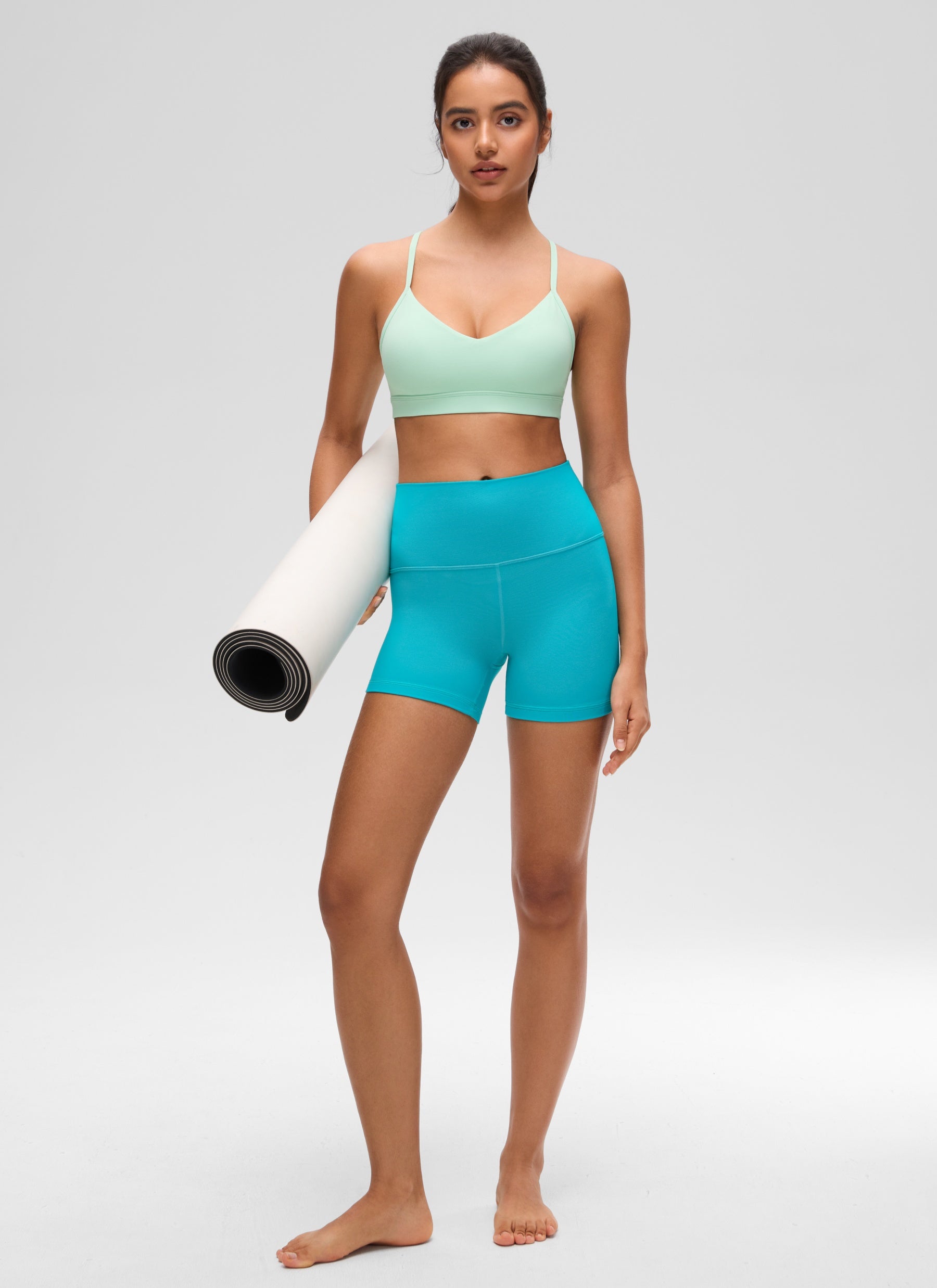 CRZ YOGA Butterluxe Bra Olahraga Yoga Berbusa dengan Leher V untuk Wanita, Mint Moment