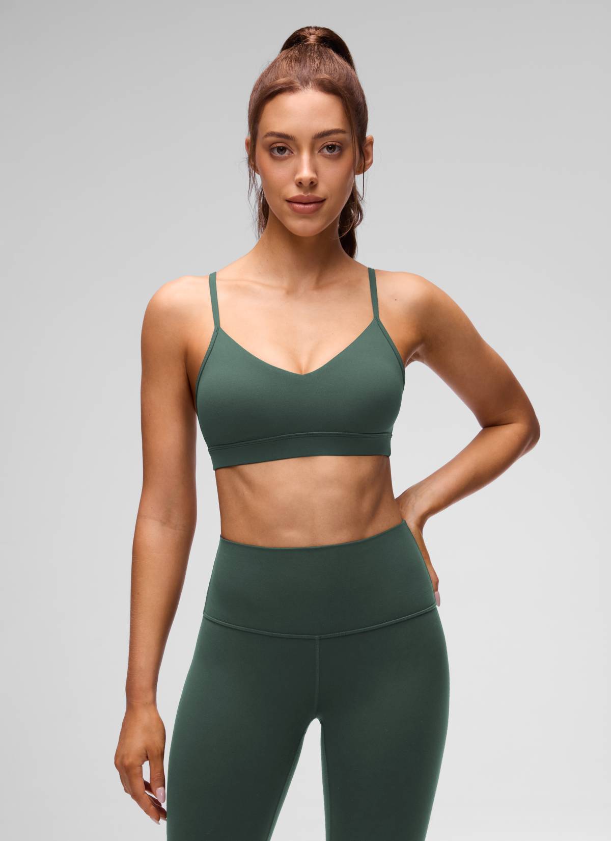 CRZ YOGA Butterluxe Bra Olahraga Yoga Berbusa untuk Wanita dengan Leher V, Warna Hijau Hutan Gelap