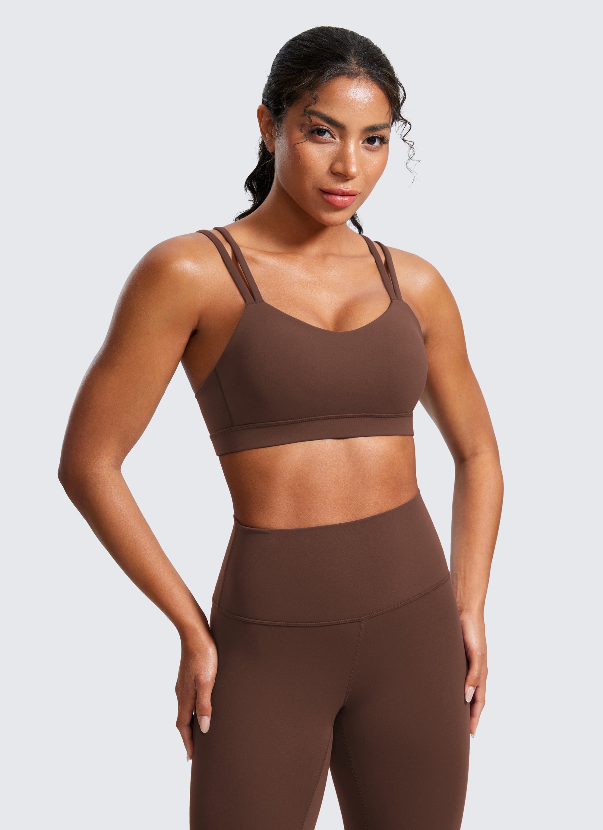 CRZ YOGA Bra Yoga Wanita dengan Cup Berbentuk Khusus, Model " Butterluxe ", Tali-tali, Leher V, Warna Cokelat Kopi