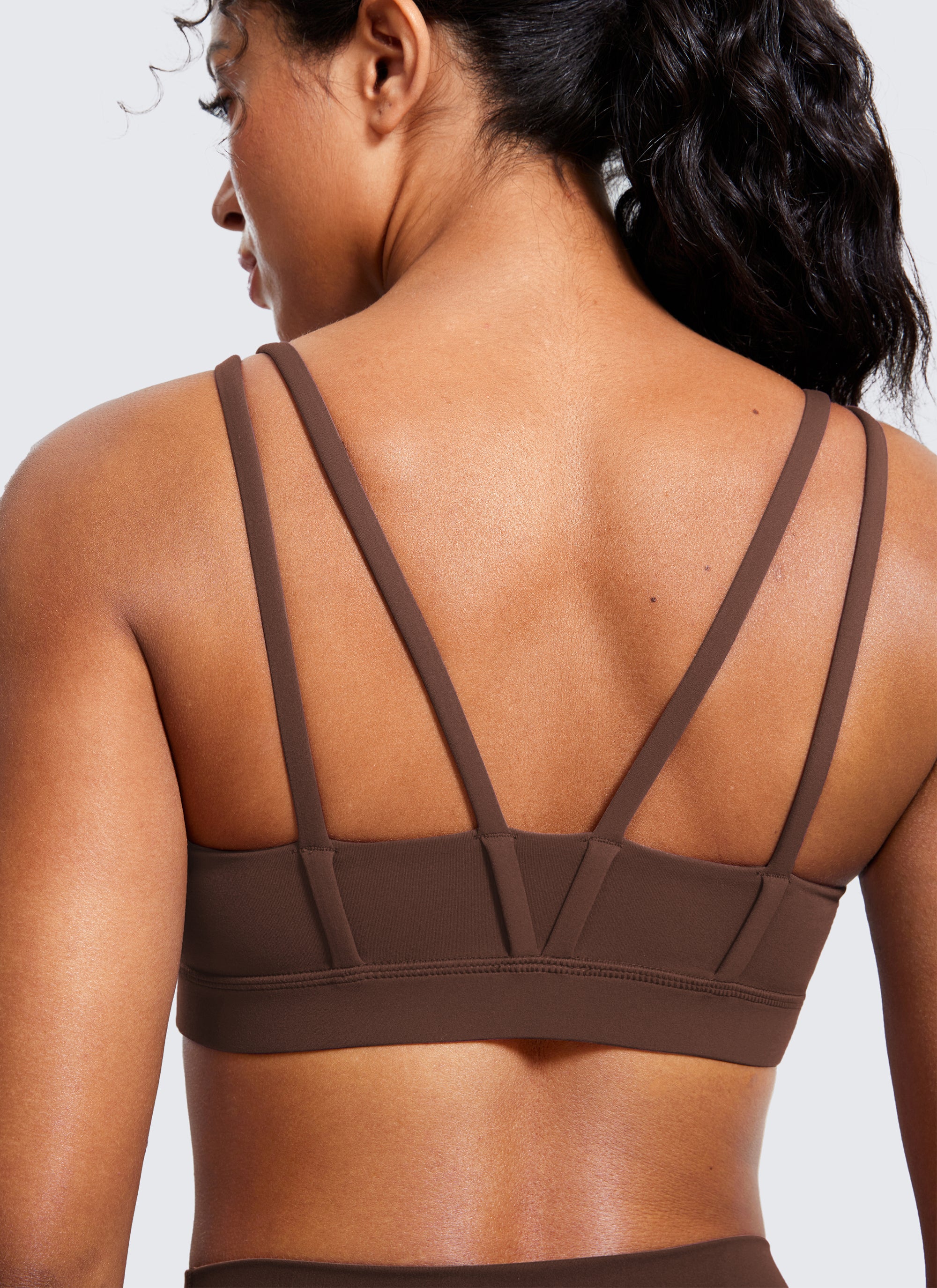 CRZ YOGA Bra Yoga Wanita dengan Cup Berbentuk Khusus, Model " Butterluxe ", Tali-tali, Leher V, Warna Cokelat Kopi