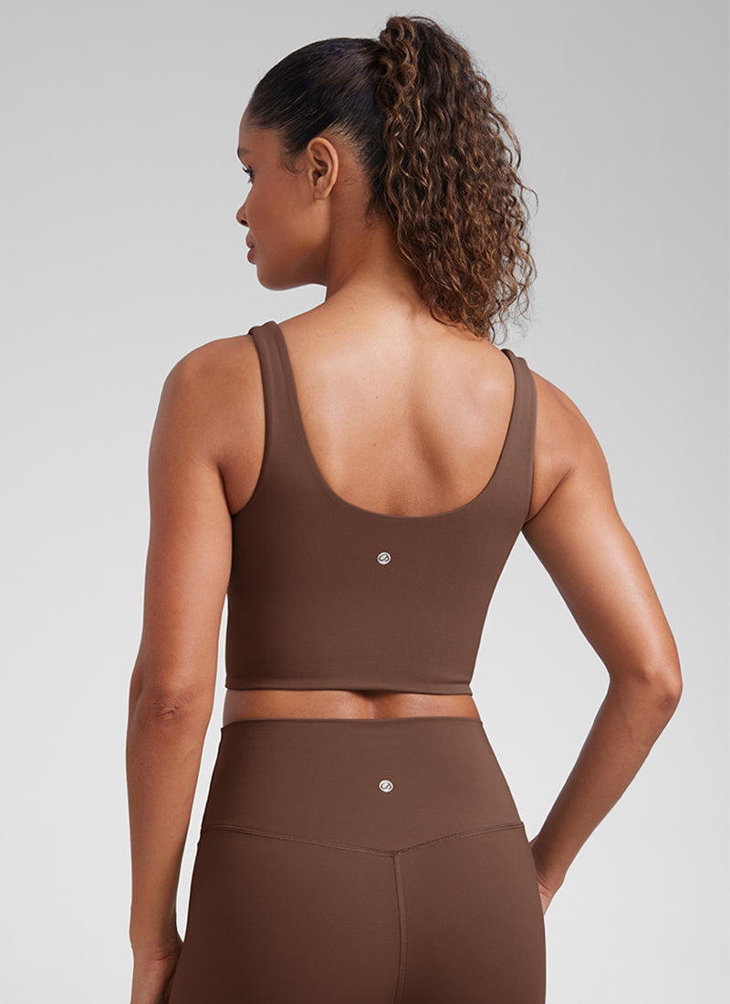 CRZ YOGA Bra Longline dengan Cup Berbentuk Khusus untuk Yoga Wanita, Model " Butterluxe ", Leher V, Warna Cokelat Kopi