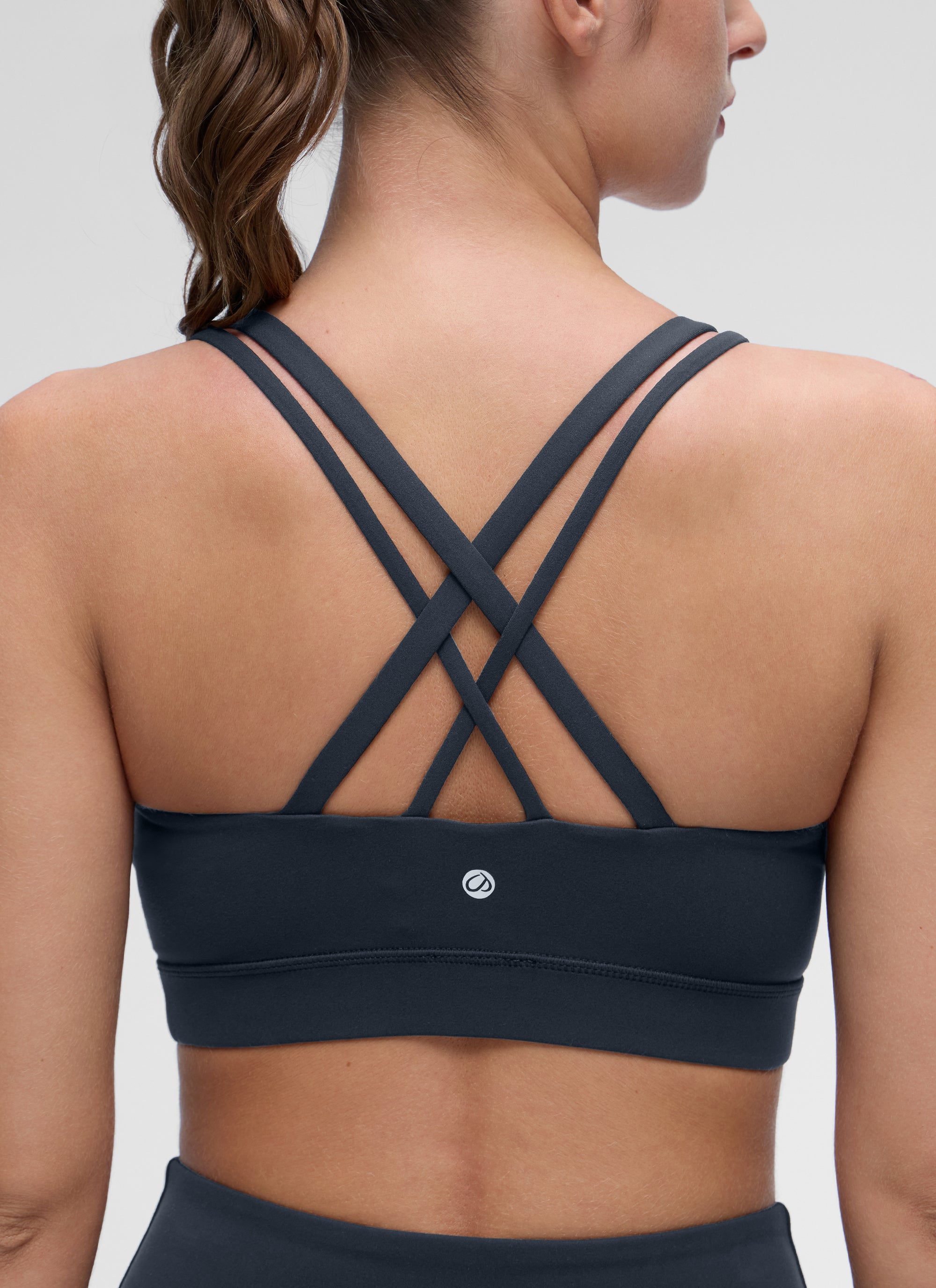 CRZ YOGA Bra Olahraga Wanita dengan Dukungan Ringan, Tali Ganda, dan Desain Berbentuk, Warna True Navy
