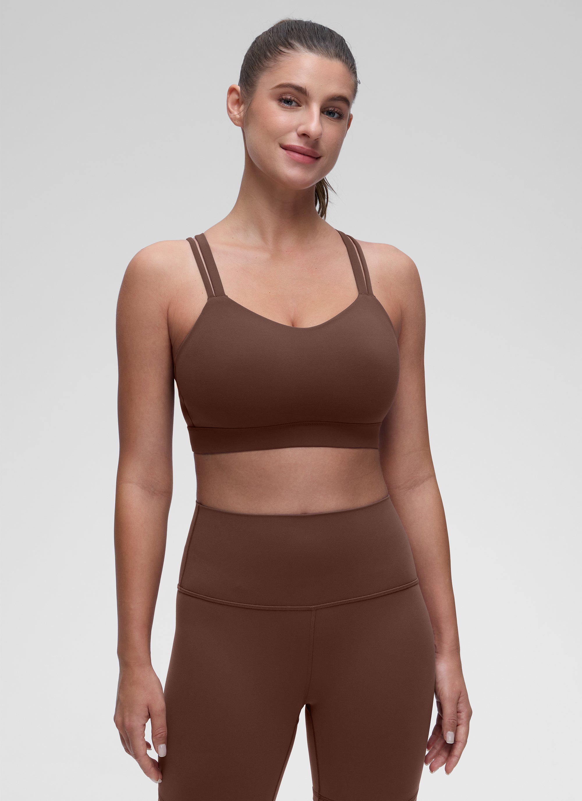 CRZ YOGA Bra Olahraga Wanita dengan Dukungan Ringan, Tali Ganda, dan Desain Berbentuk, Warna Cokelat Kopi