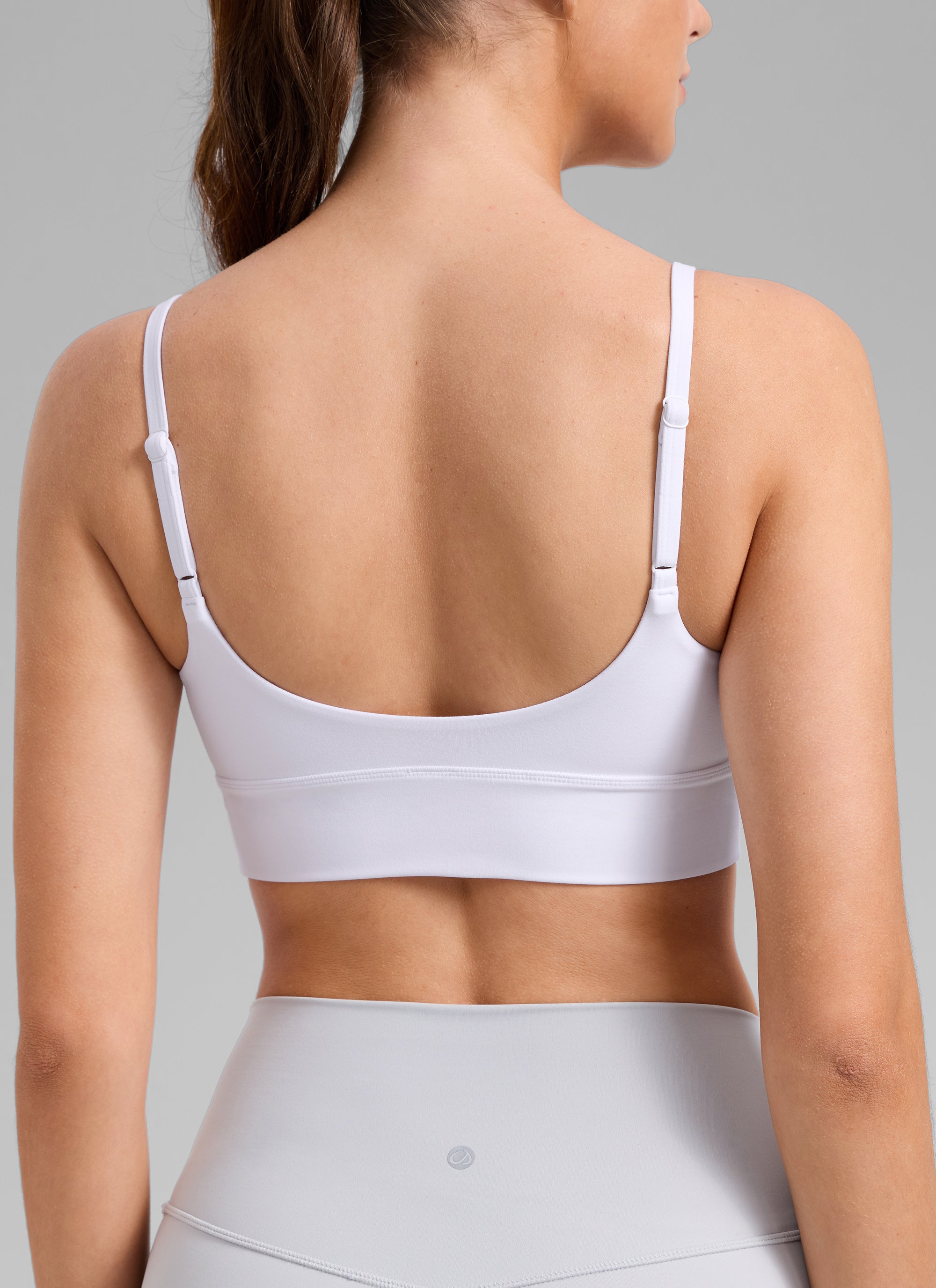 CRZ YOGA Bra Olahraga Wanita dengan Bra Terintegrasi Model Longline " Butterlift " Warna Putih