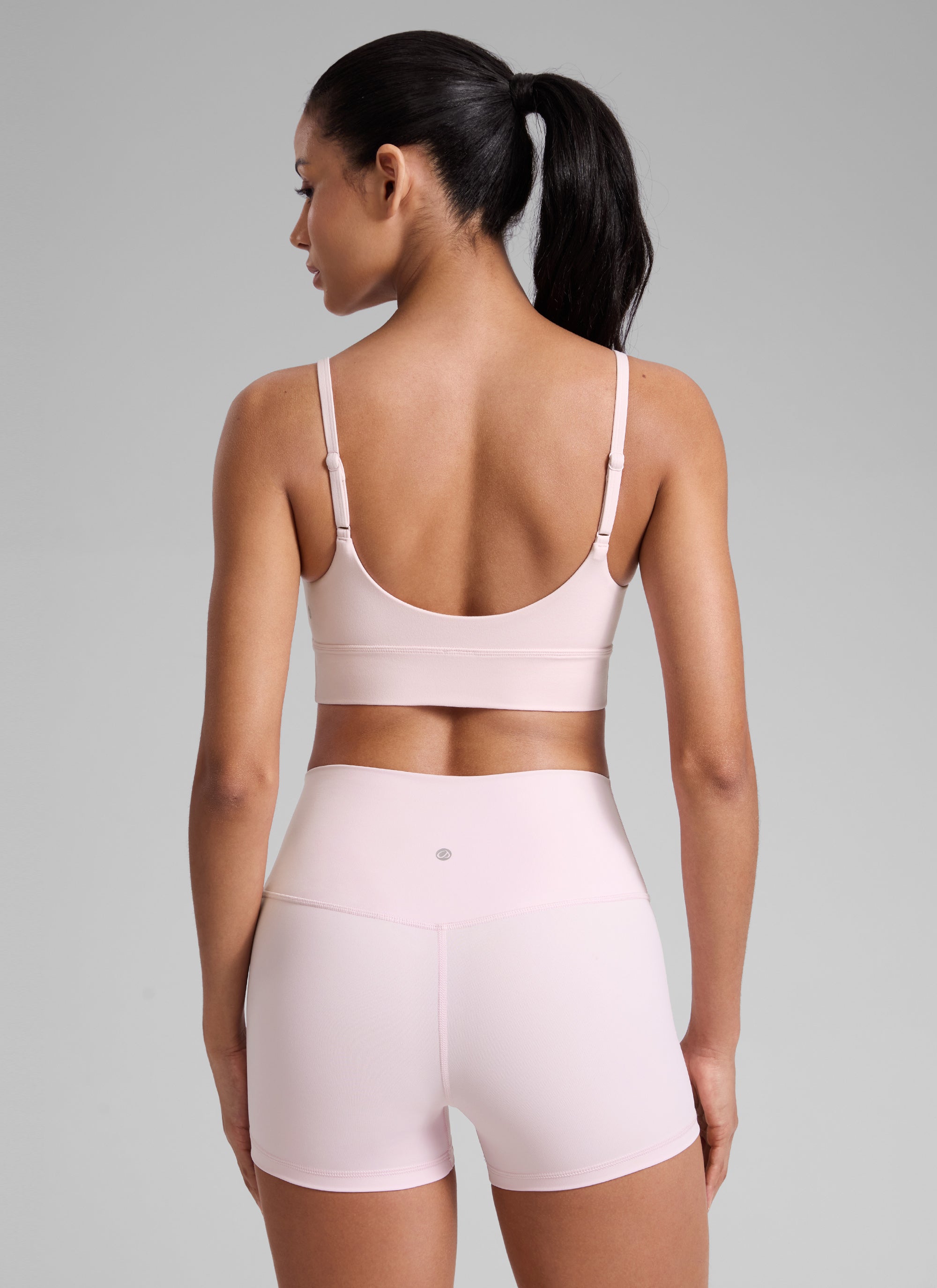 CRZ YOGA Bra Olahraga Wanita dengan Bra Terintegrasi Model Longline " Butterlift " Warna Strawberry Pink