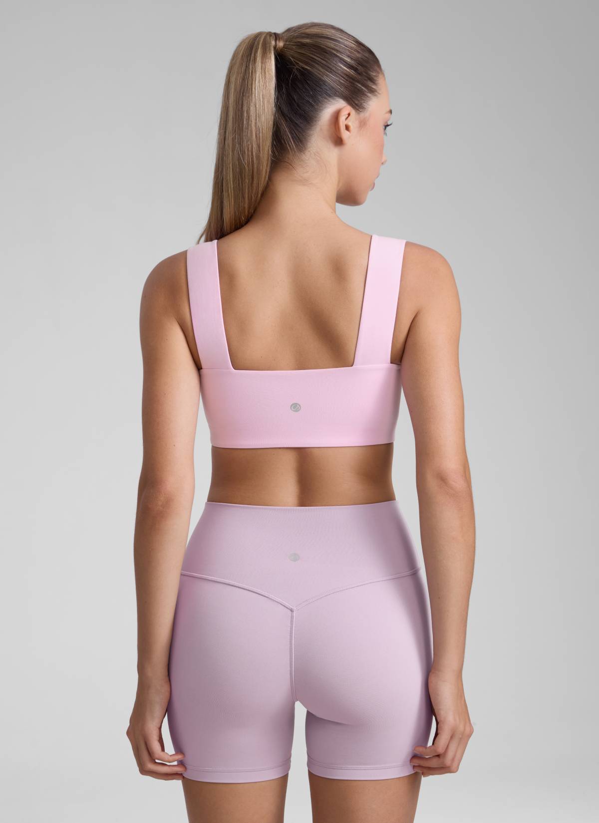 CRZ YOGA Butterluxe Bra Olahraga Wanita Leher Persegi Punggung Terbuka Tali Lebar Vita Pink