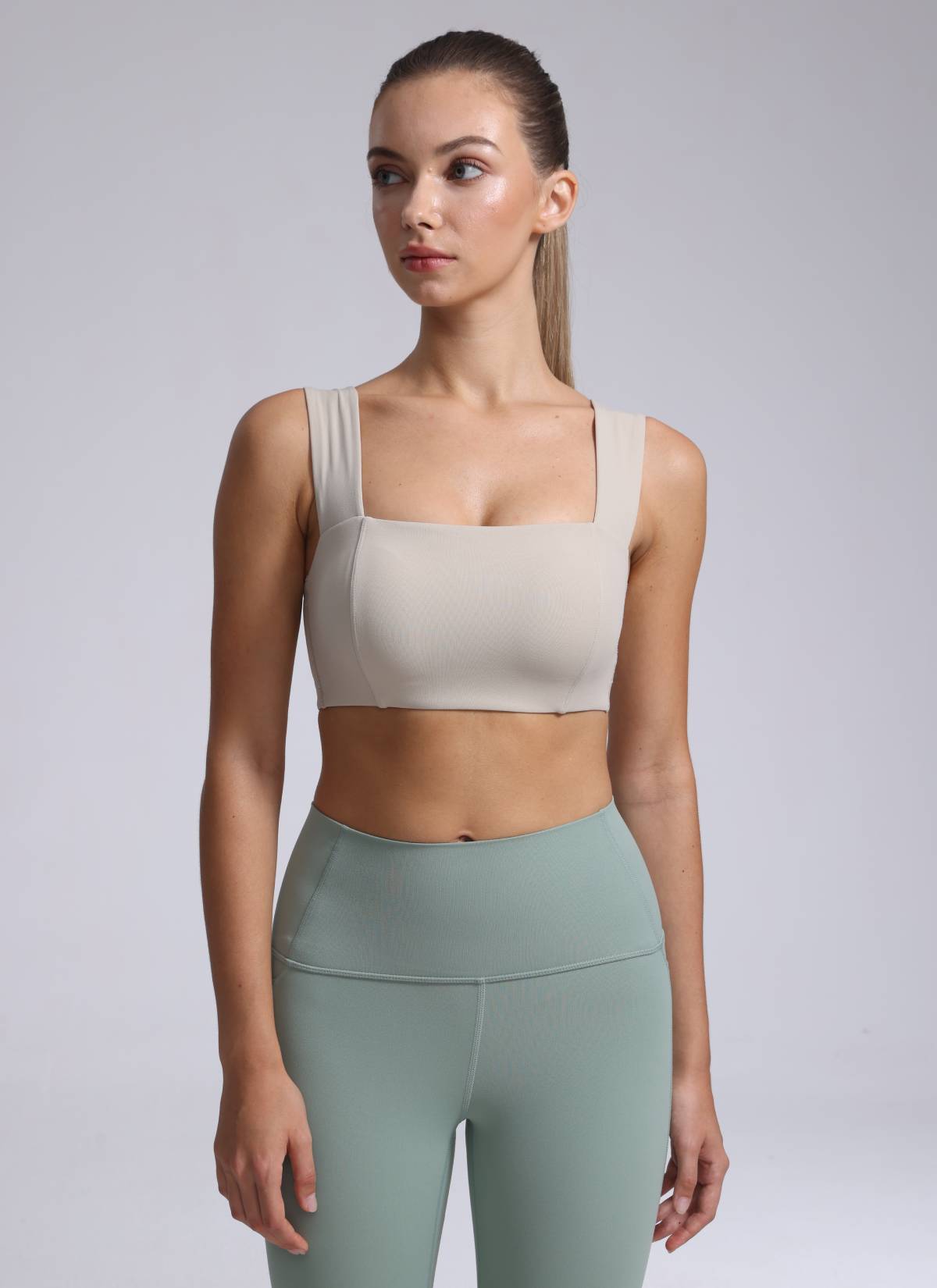 CRZ YOGA Butterluxe Bra Olahraga Wanita Leher Persegi Punggung Terbuka Tali Lebar Mojave Tan