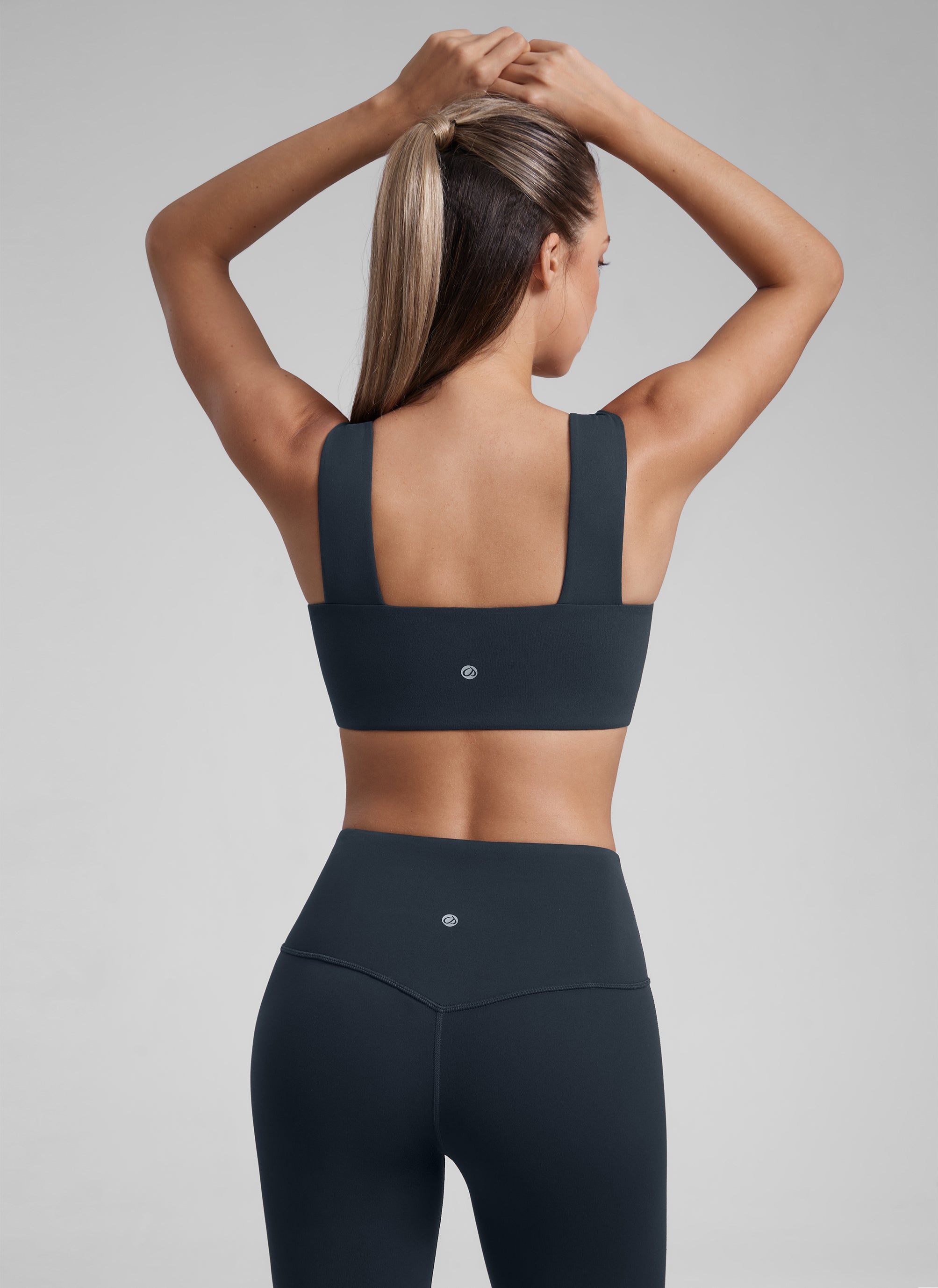 CRZ YOGA Butterluxe Bra Olahraga Wanita Leher Persegi Punggung Terbuka Tali Lebar True Navy
