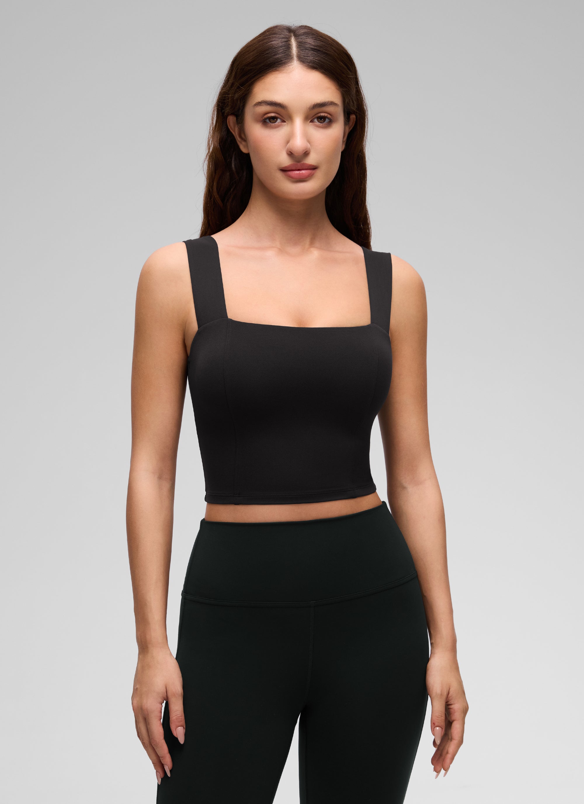 CRZ YOGA Atasan Tank Top Wanita dengan Leher Persegi, Model Crop, dan Bra Terintegrasi, Warna Hitam, dari Koleksi " Butterluxe "