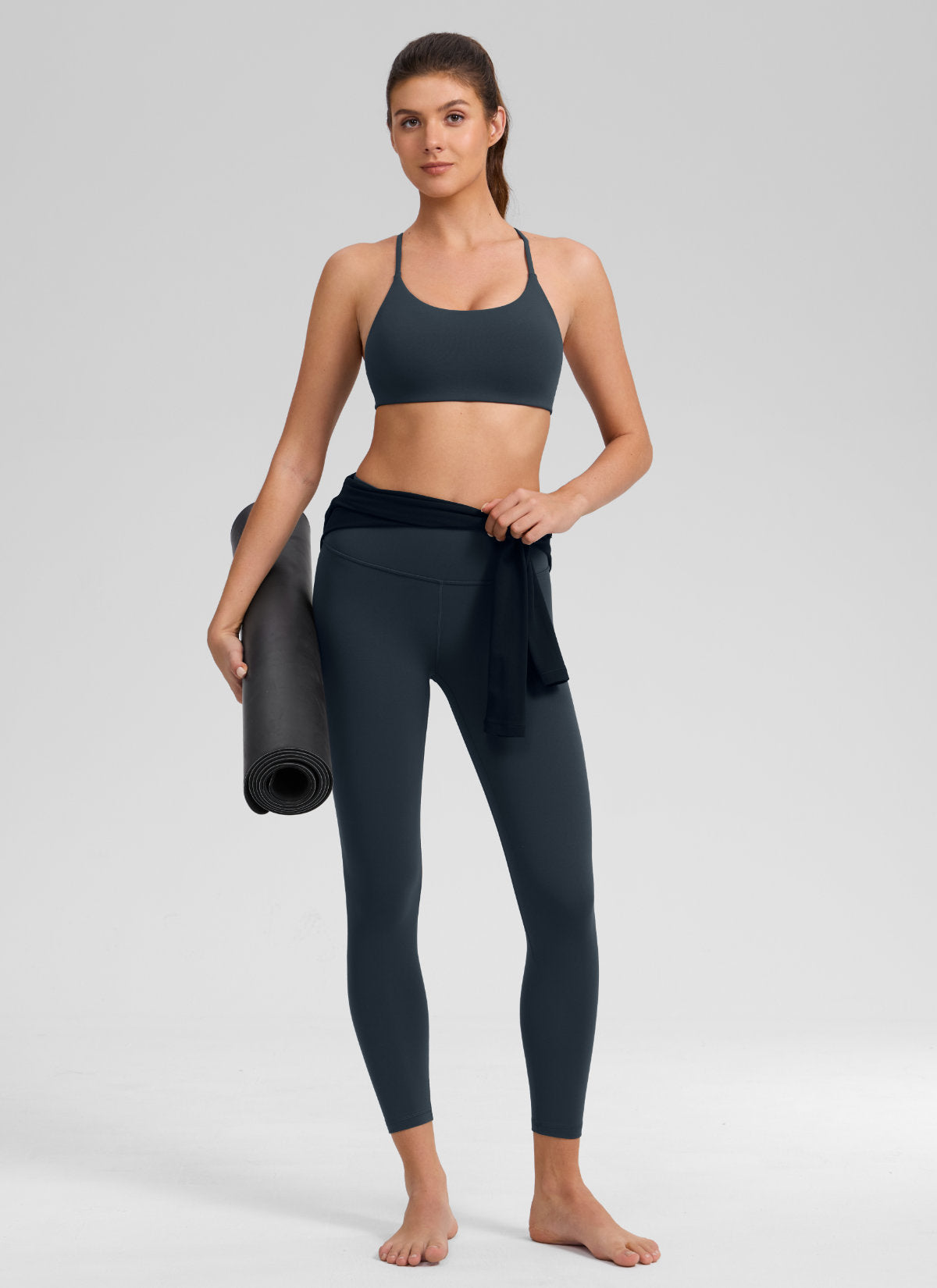 CRZ YOGA Bra Olahraga Wanita Butterlift® dengan Potongan Punggung V dan Lapisan Ganda, Warna True Navy