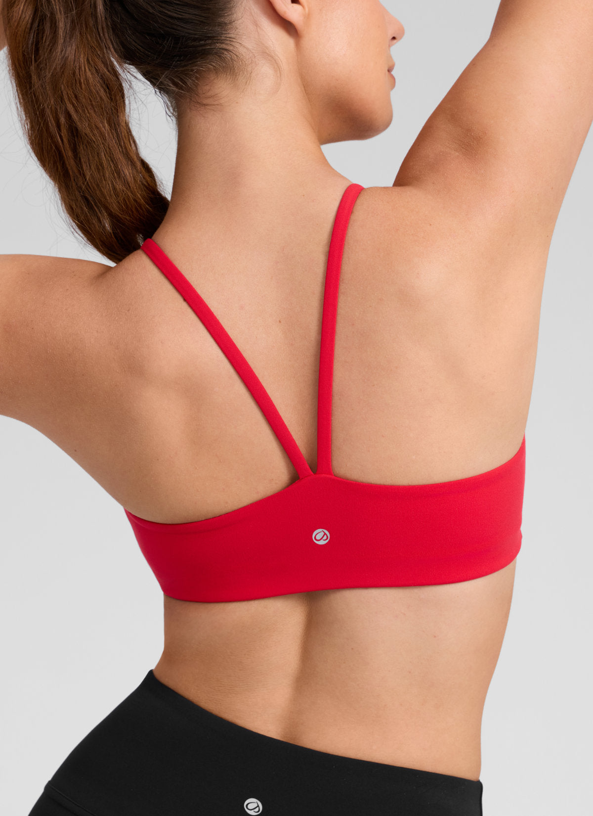 CRZ YOGA Bra Olahraga Wanita Butterlift® dengan Potongan Punggung V dan Lapisan Ganda, Warna Aurora Red